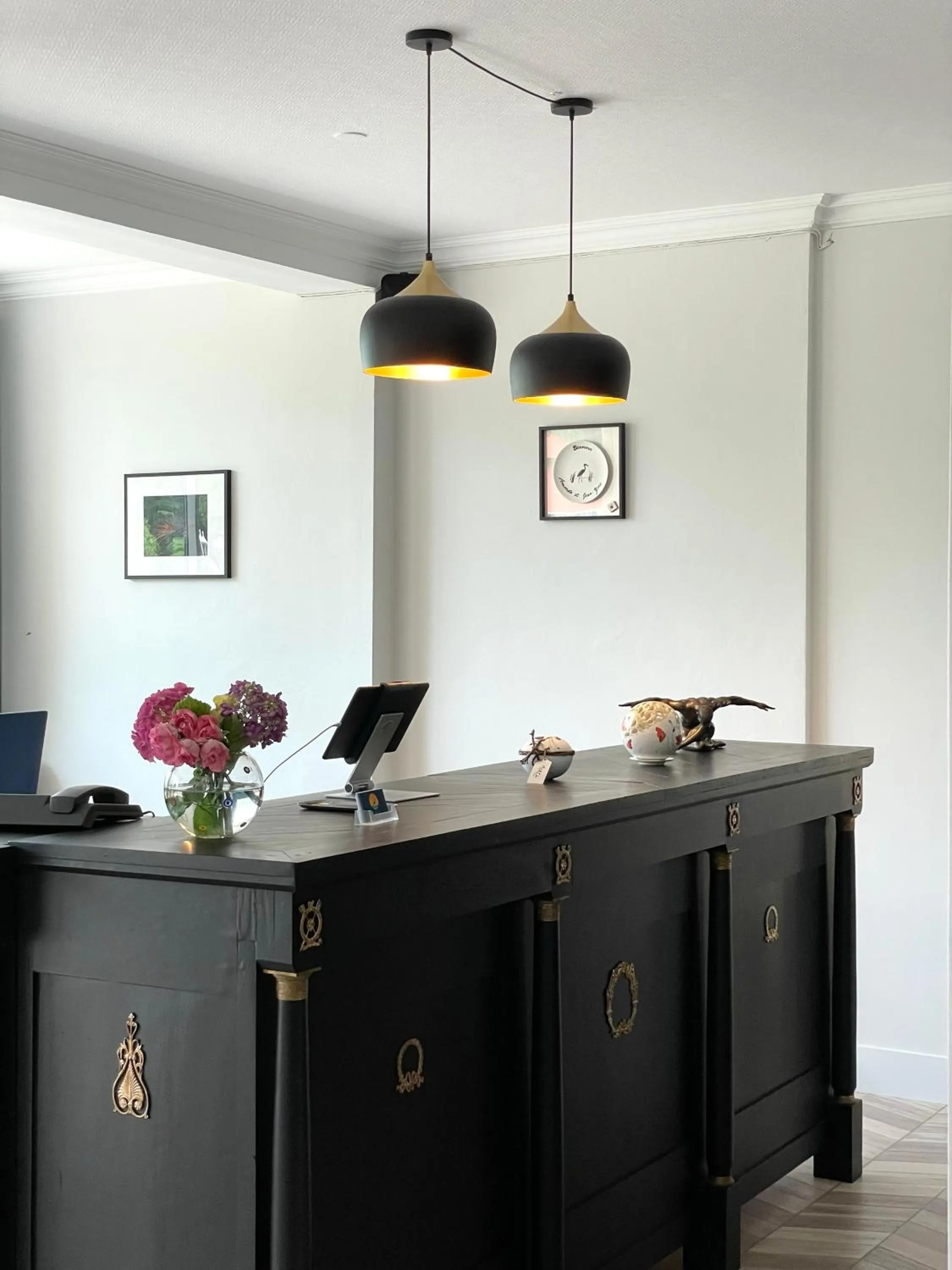 Lobby or reception in Hôtel Restaurant du Lac