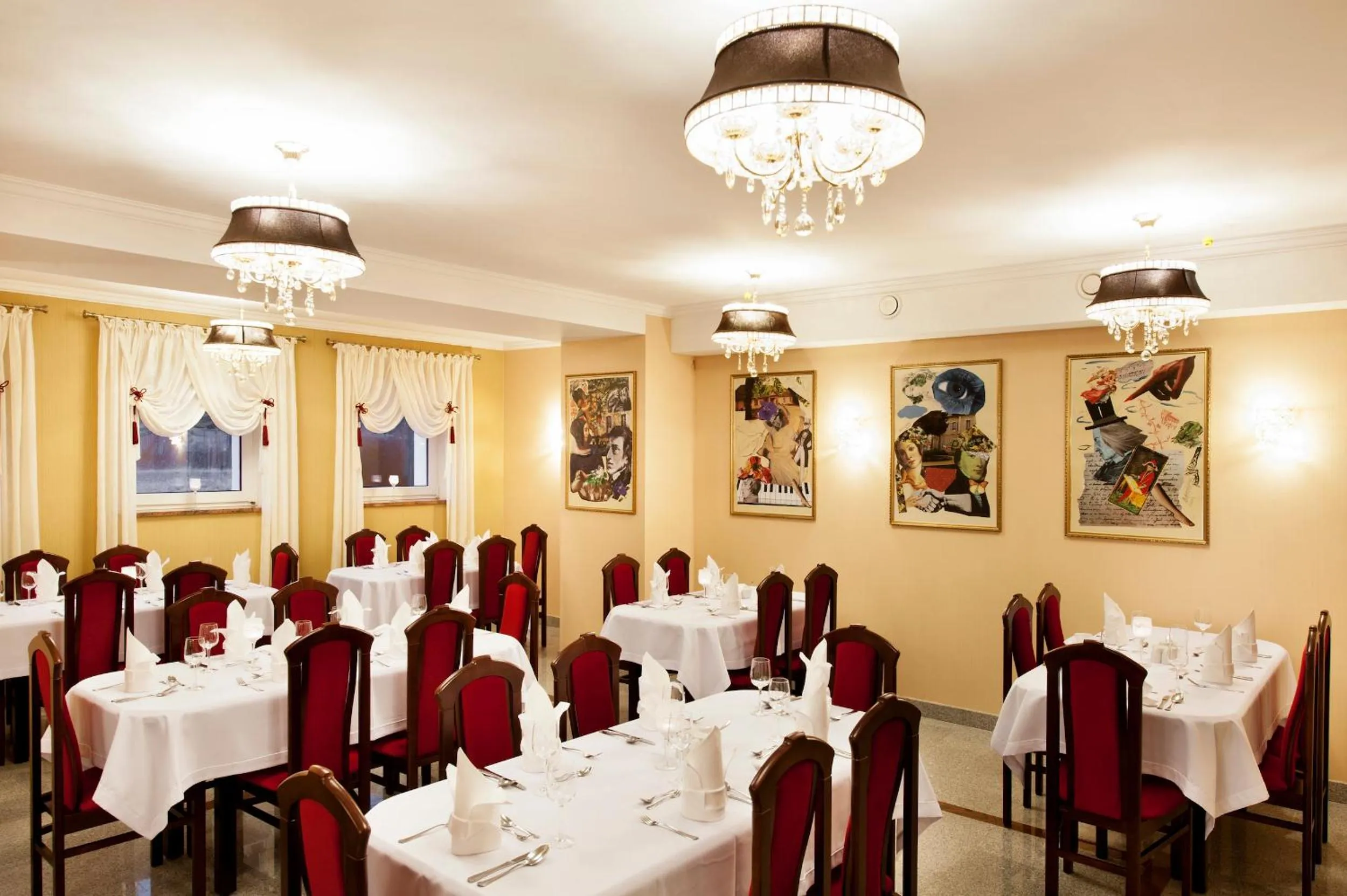 Restaurant/places to eat in Resort de Esperanto Sanatorium Uzdrowiskowe