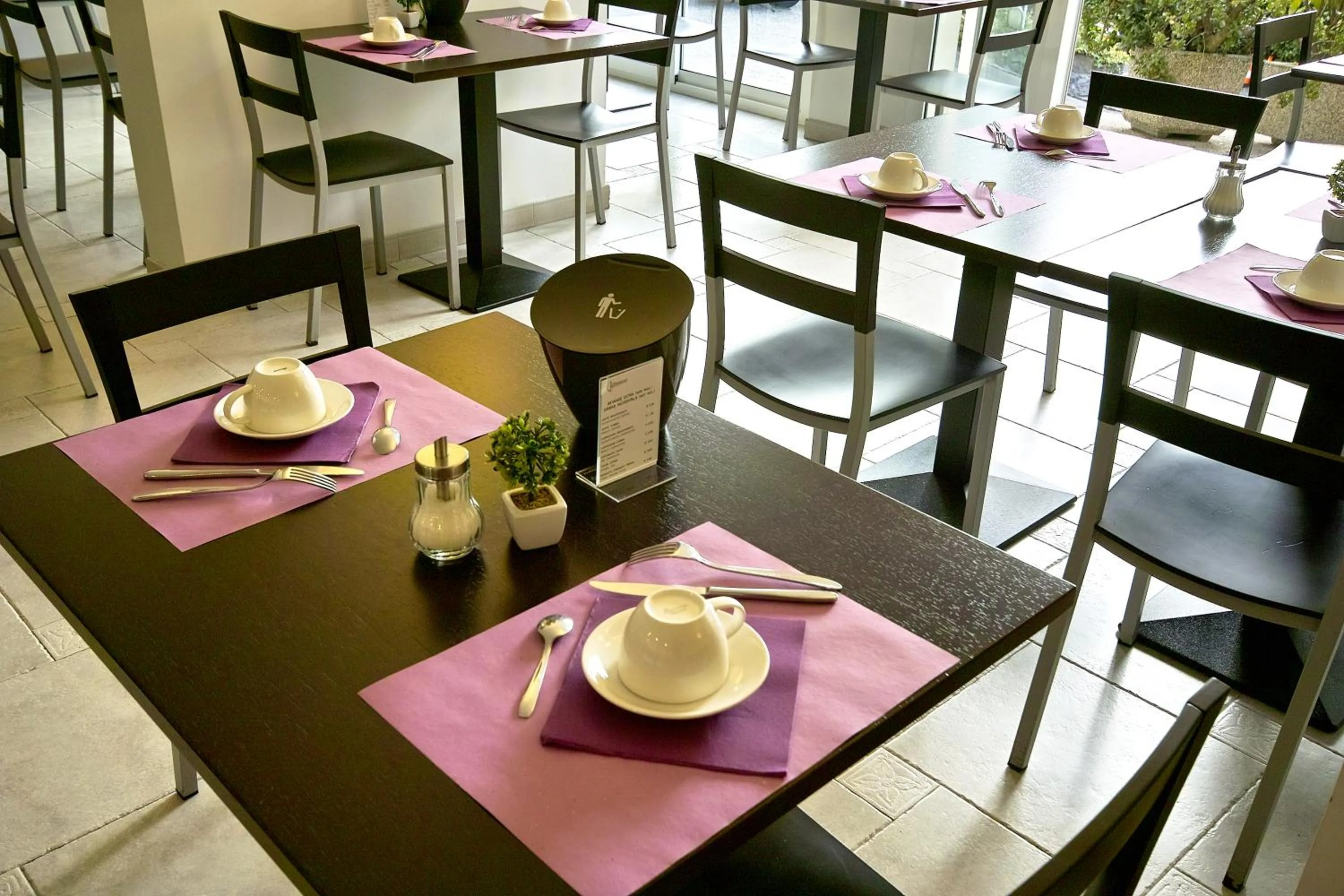 Breakfast in Hotel L'Approdo