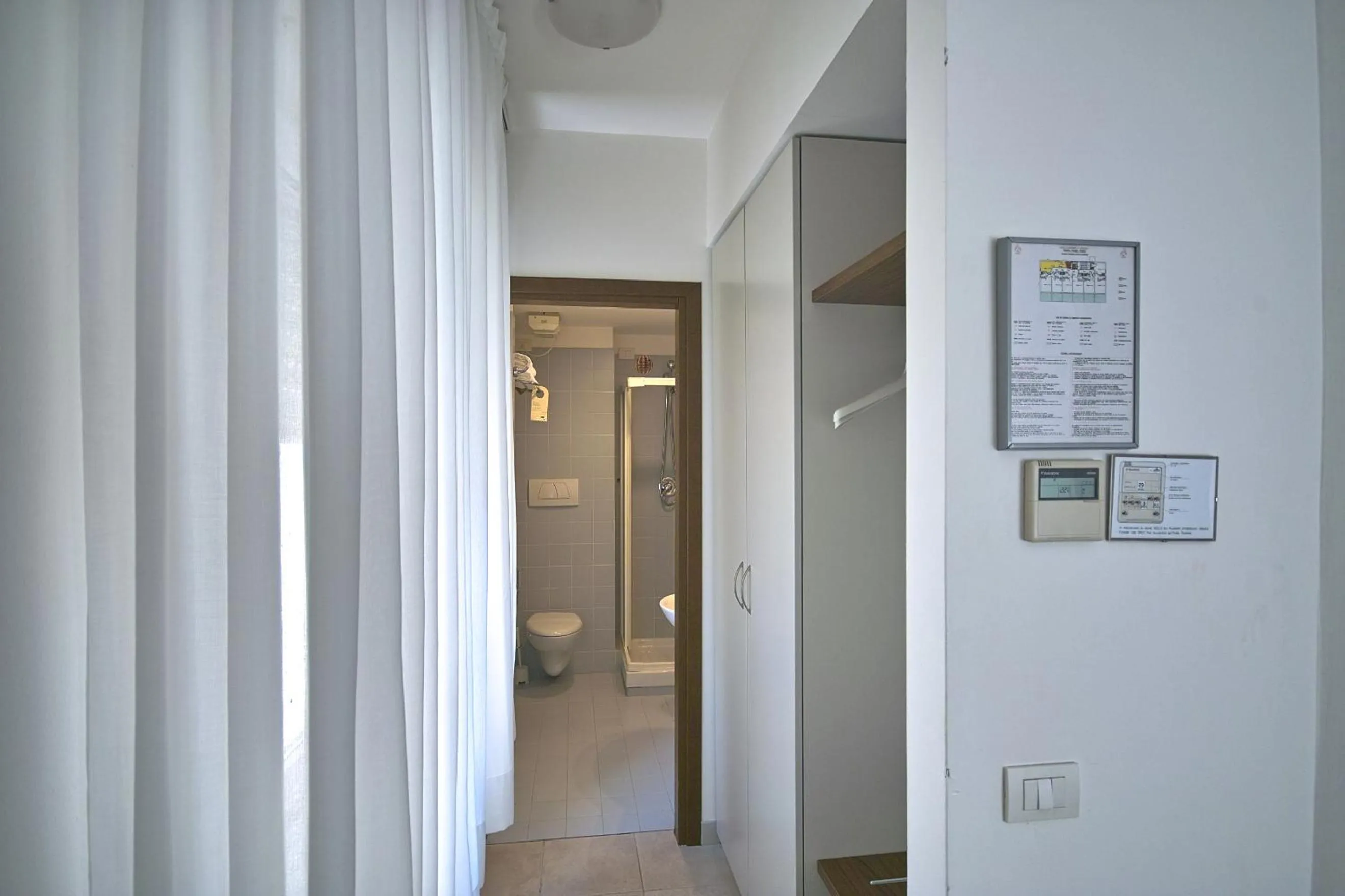 Shower in Hotel L'Approdo