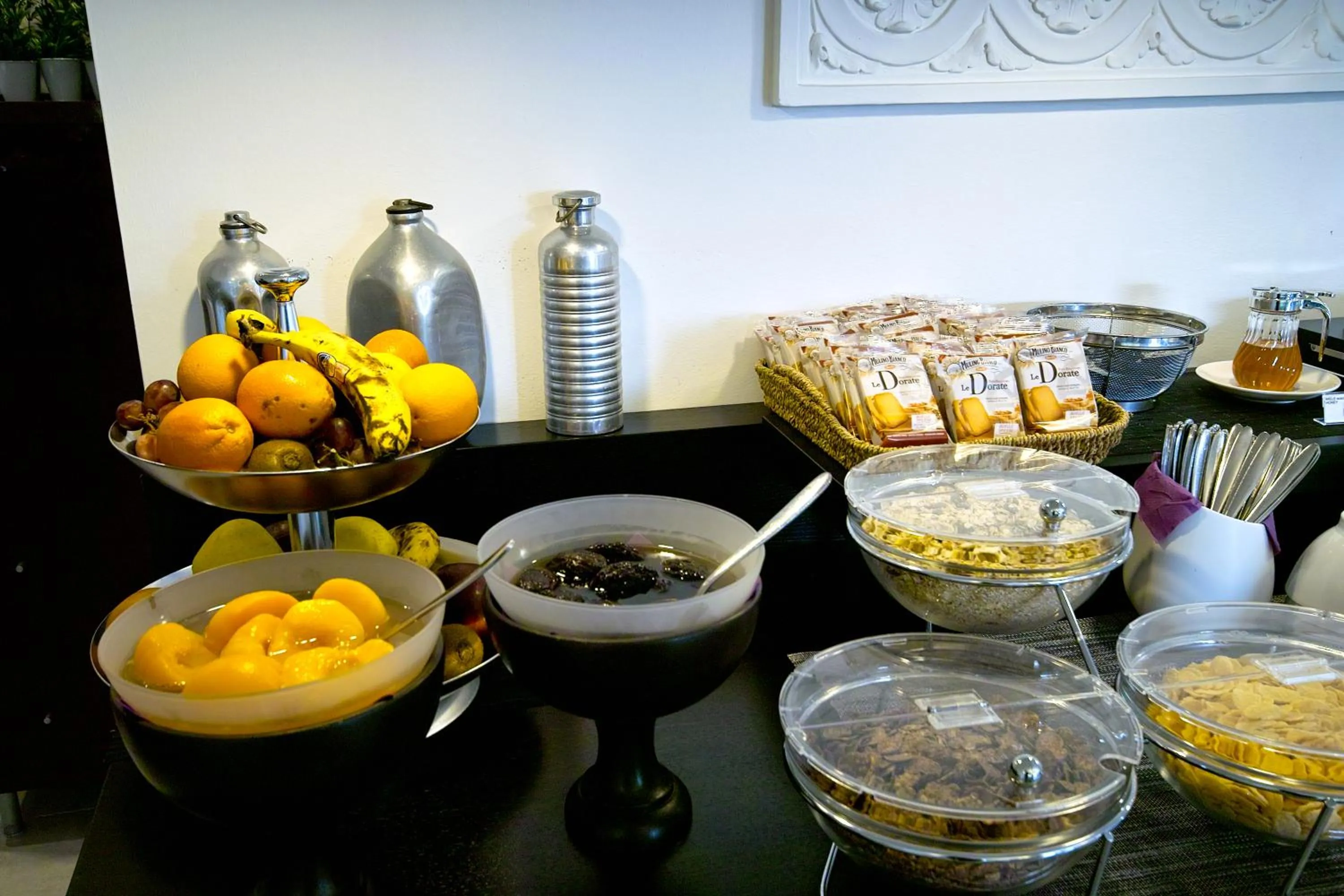 Breakfast in Hotel L'Approdo