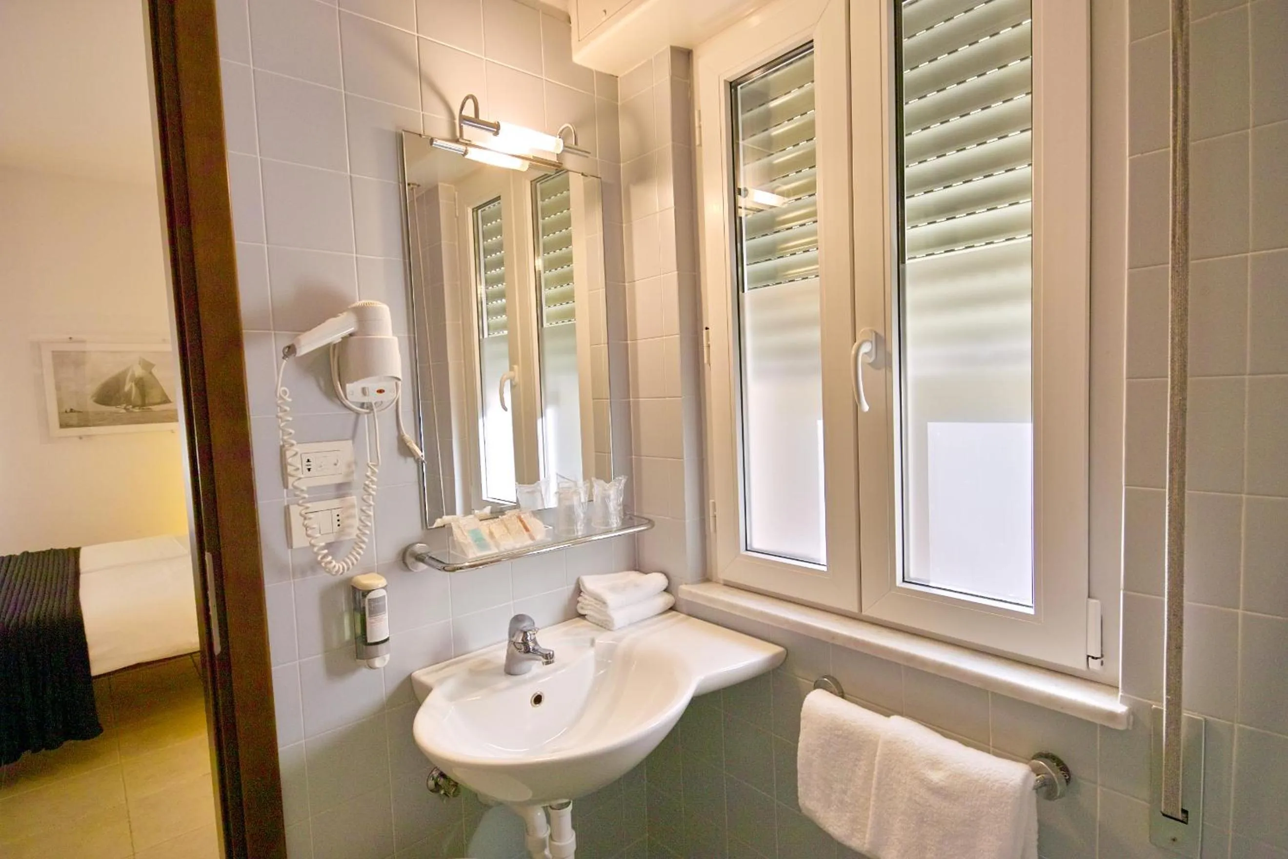 Bathroom in Hotel L'Approdo