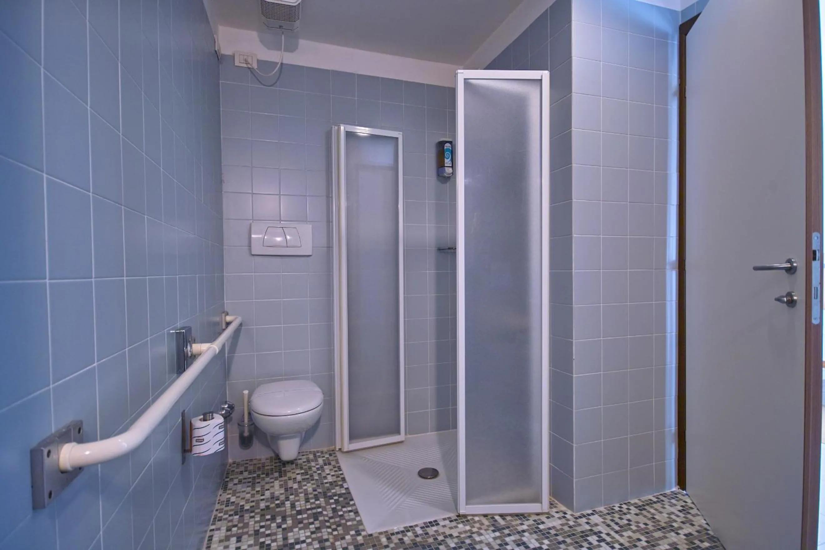 Bathroom in Hotel L'Approdo