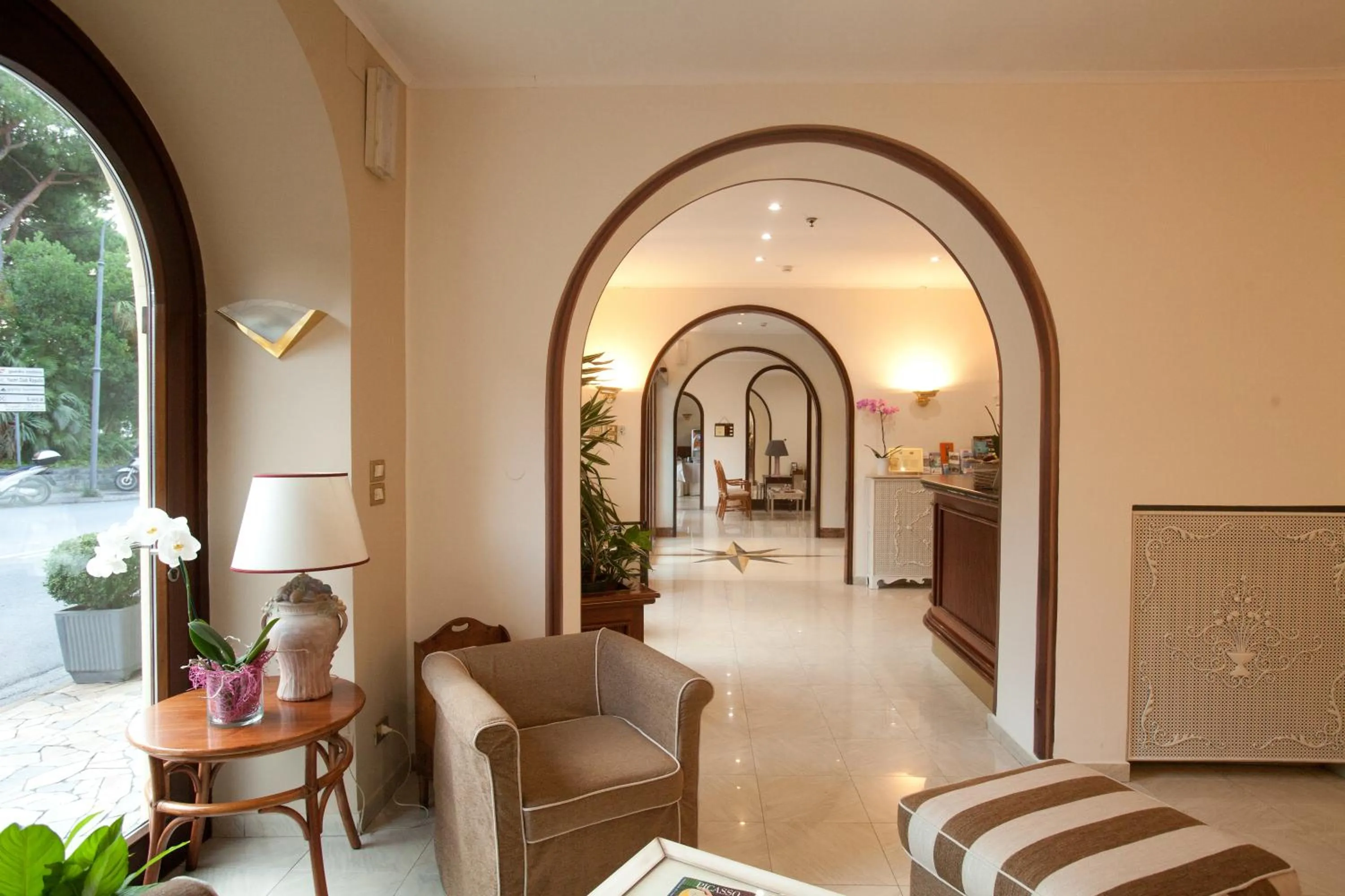 Lobby or reception in Hotel Giulio Cesare