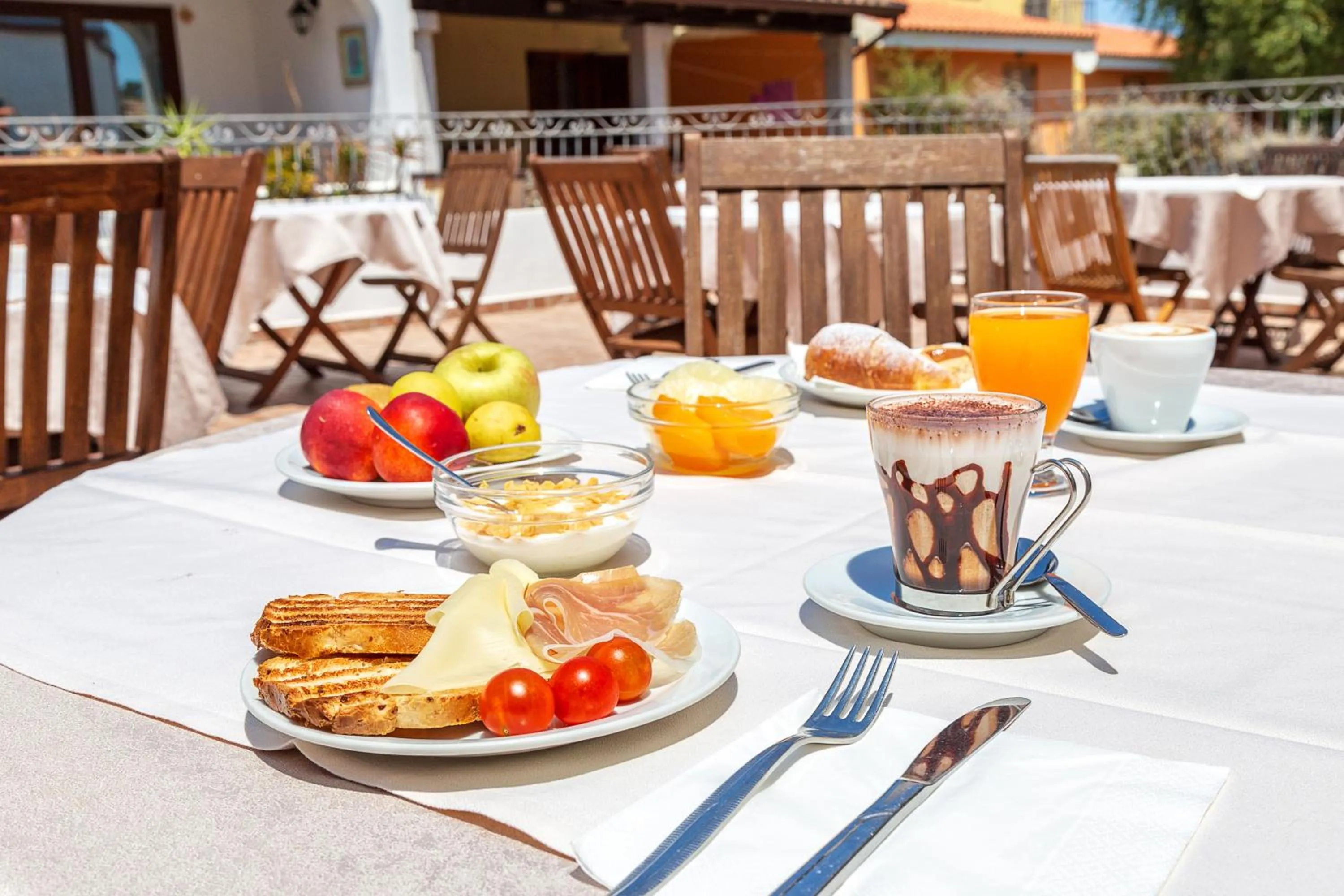 Food in Hotel Bonsai