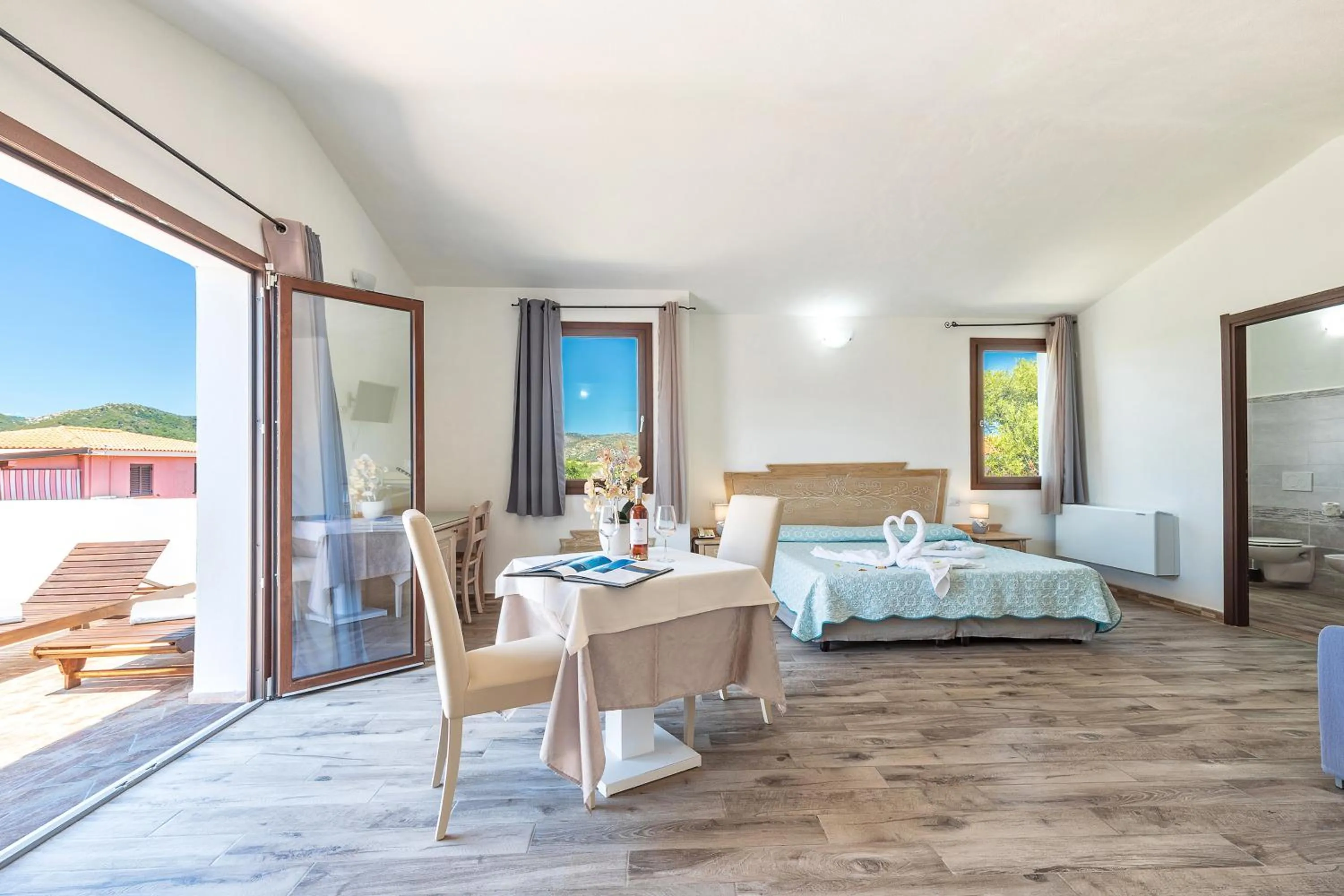 Photo of the whole room, Bed in Hotel Bonsai