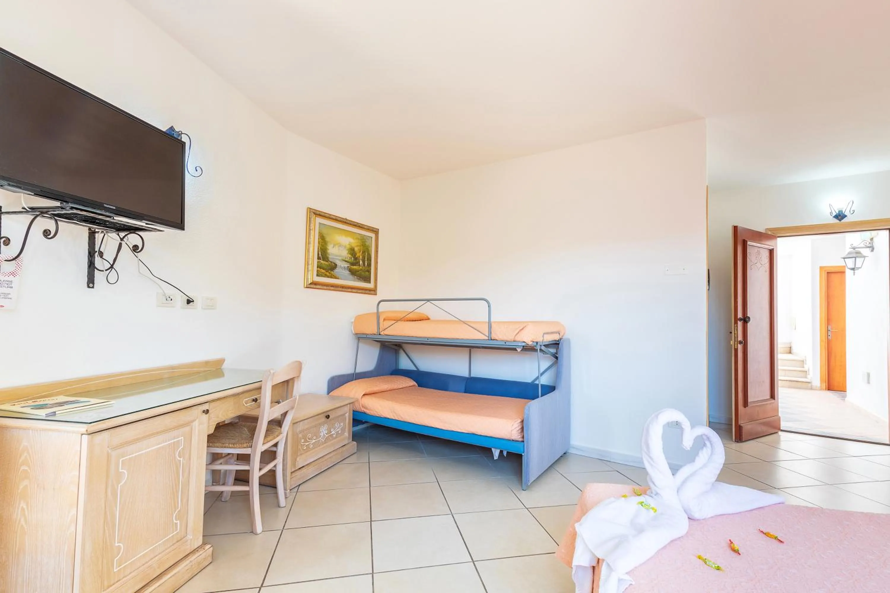 bunk bed, Bed in Hotel Bonsai