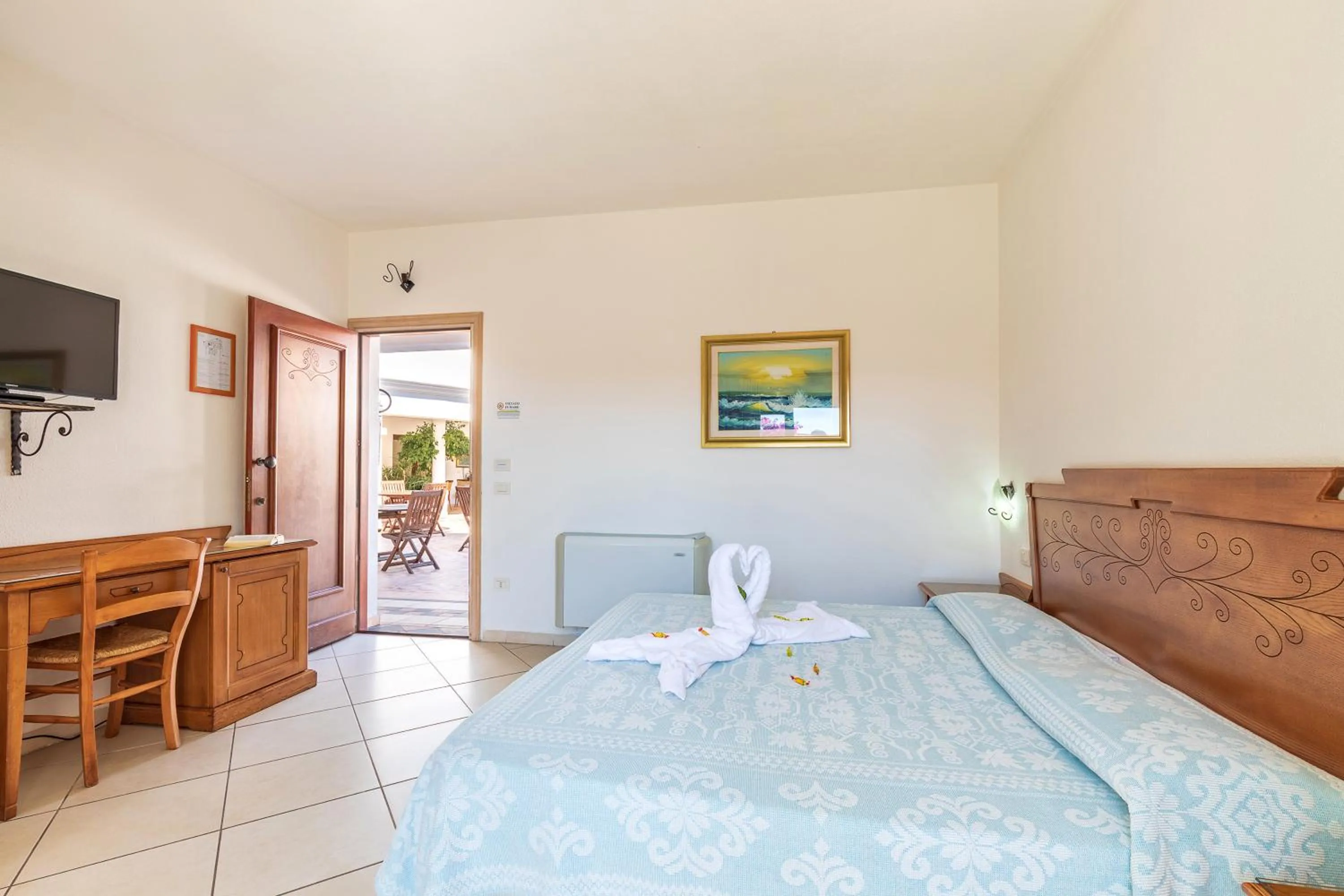 Photo of the whole room, Bed in Hotel Bonsai