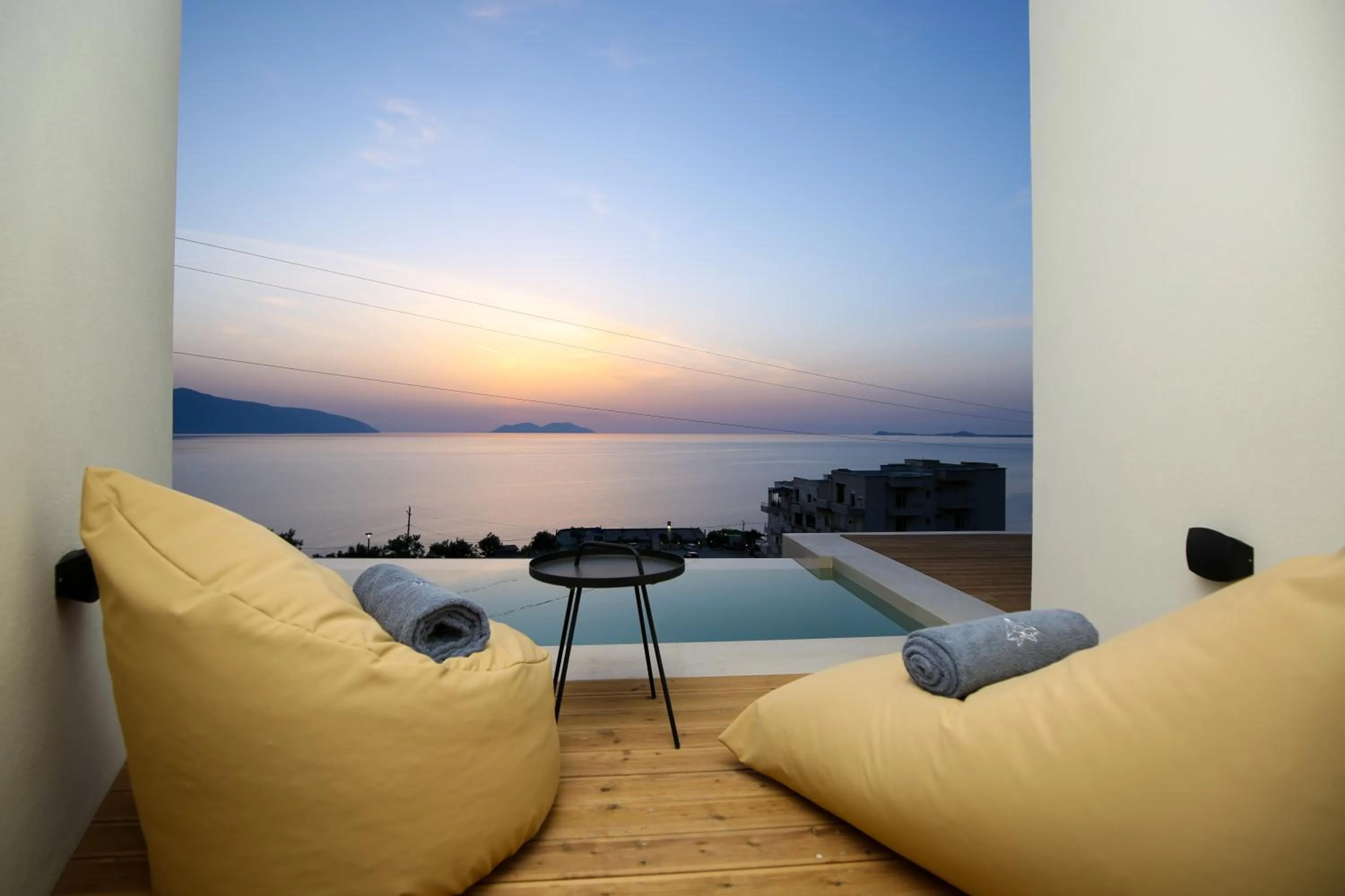 Swimming pool in Nobus Hotel & Spa