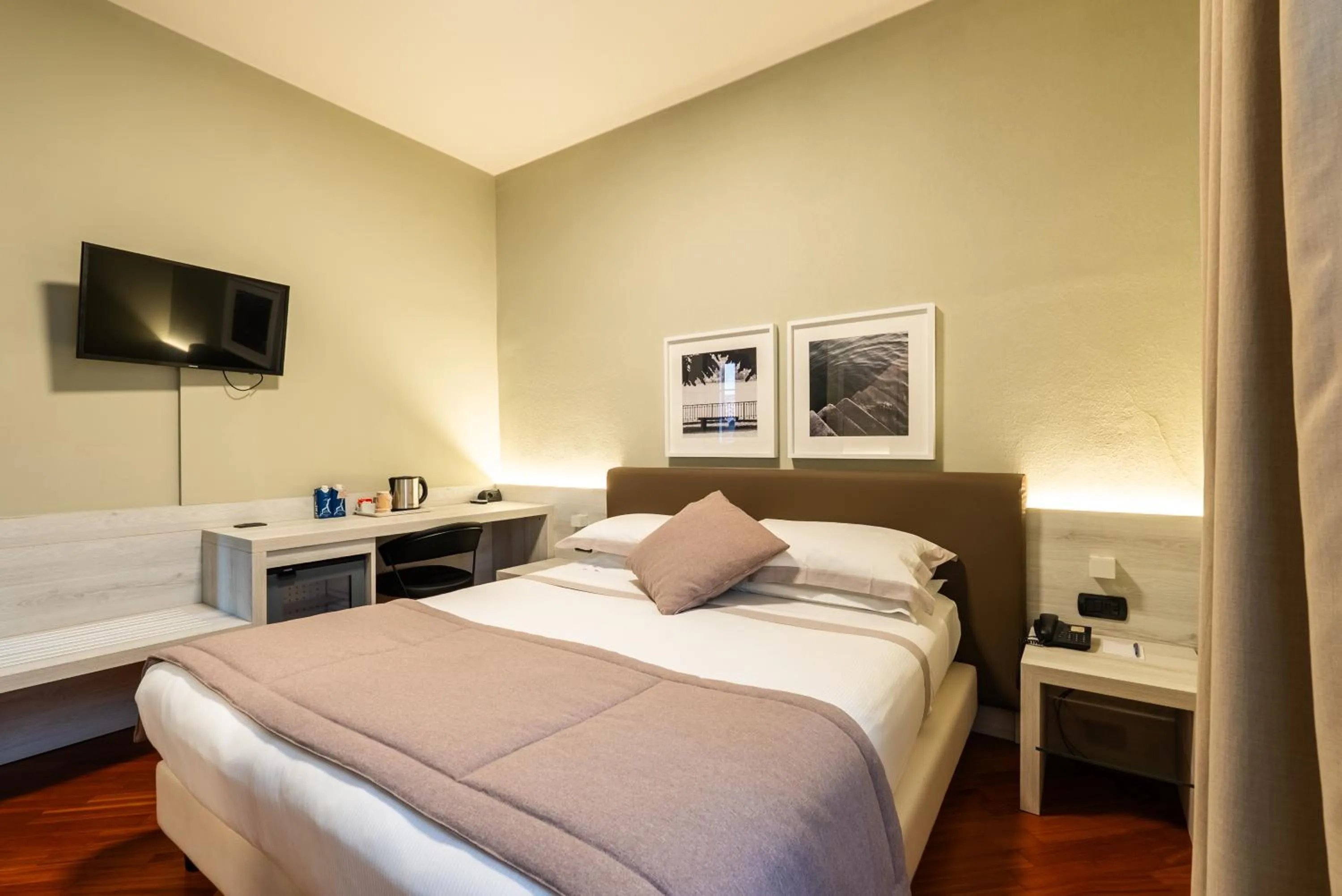 Bed in Hotel Centrale