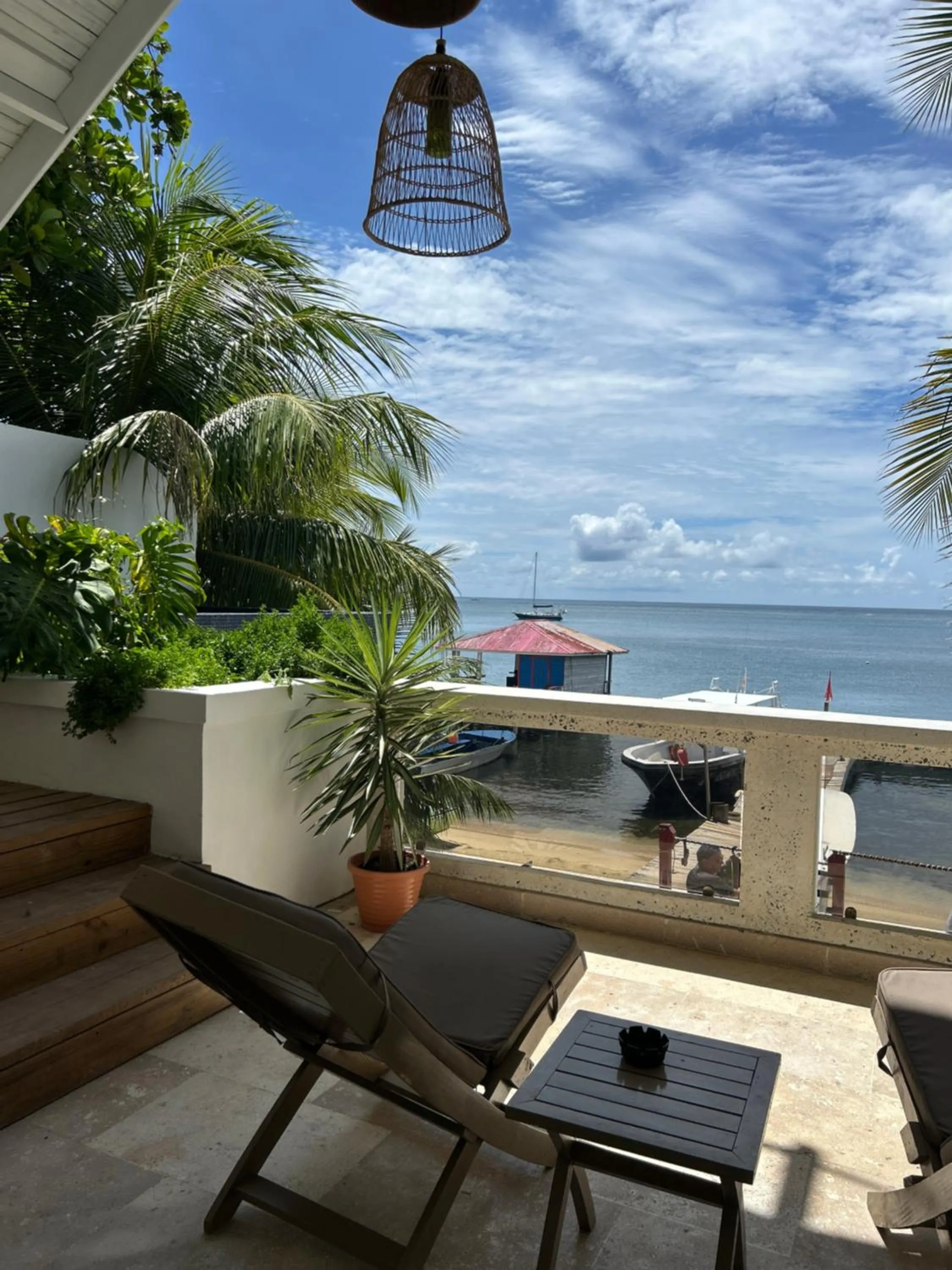 Brisas Del Mar Beach + Dive Resort