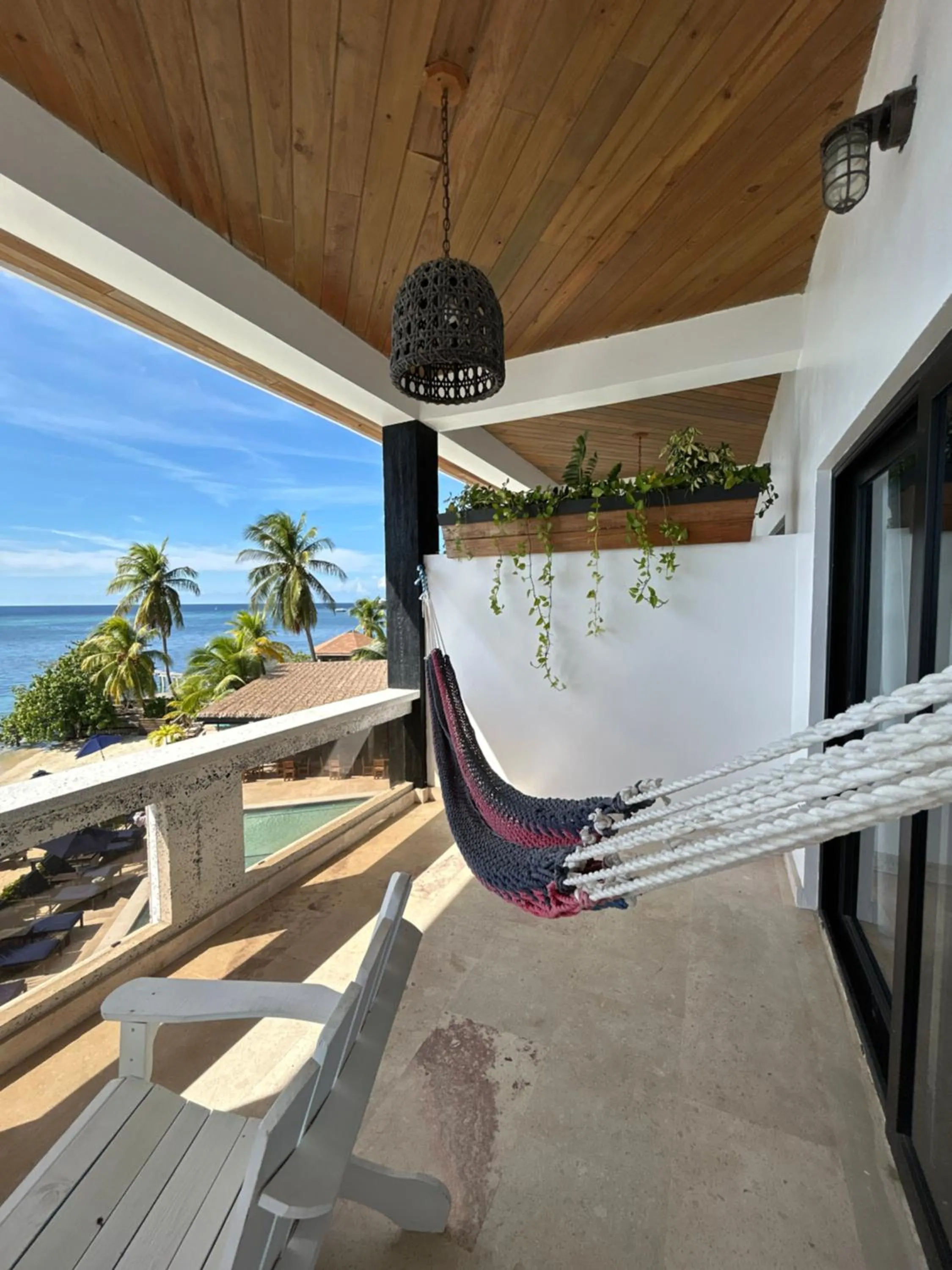 Brisas Del Mar Beach + Dive Resort