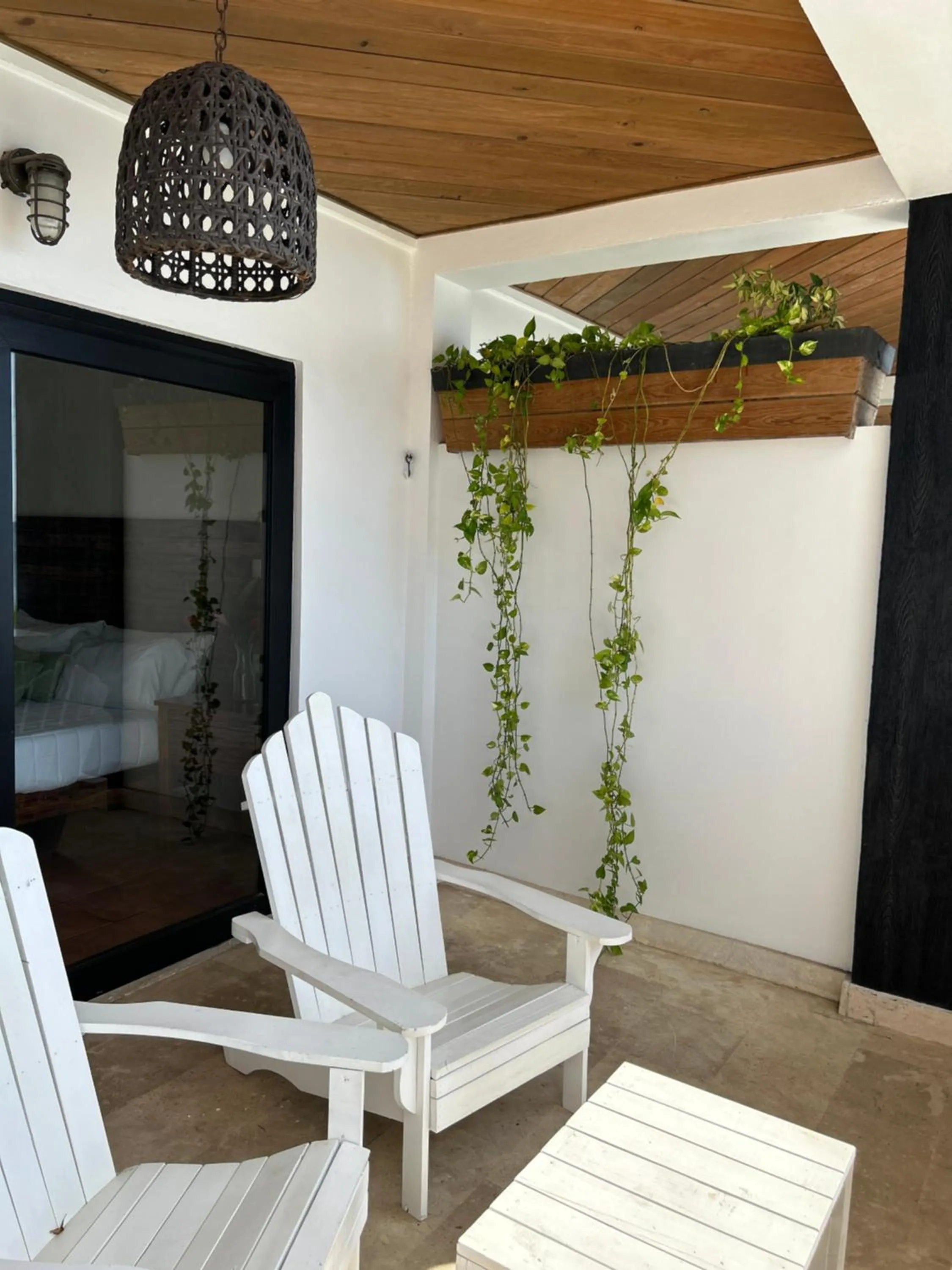 Brisas Del Mar Beach + Dive Resort