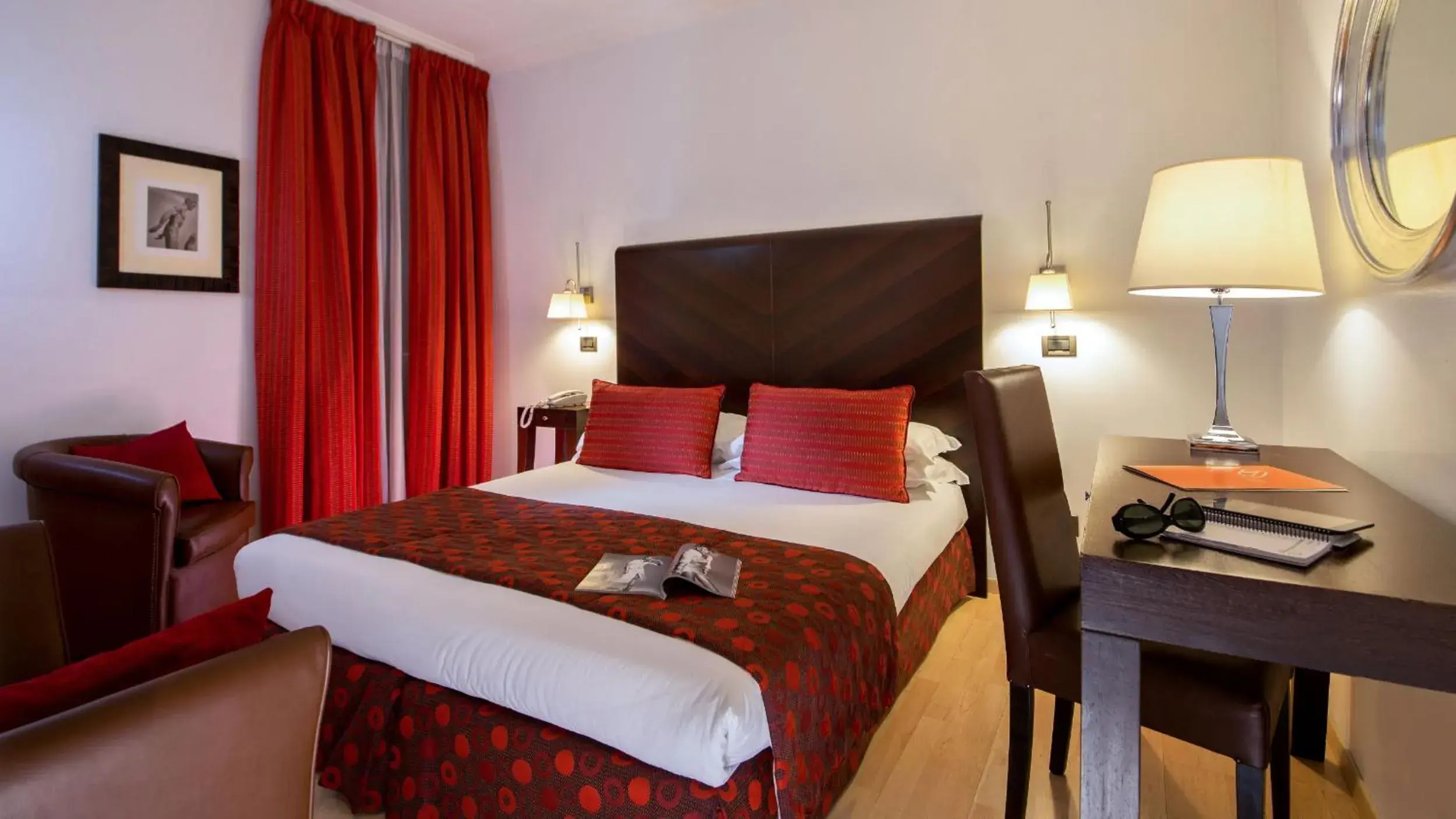 Deluxe Double or Twin Room in Hotel Ariston Deluxe Double or Twin Room in Hotel Ariston