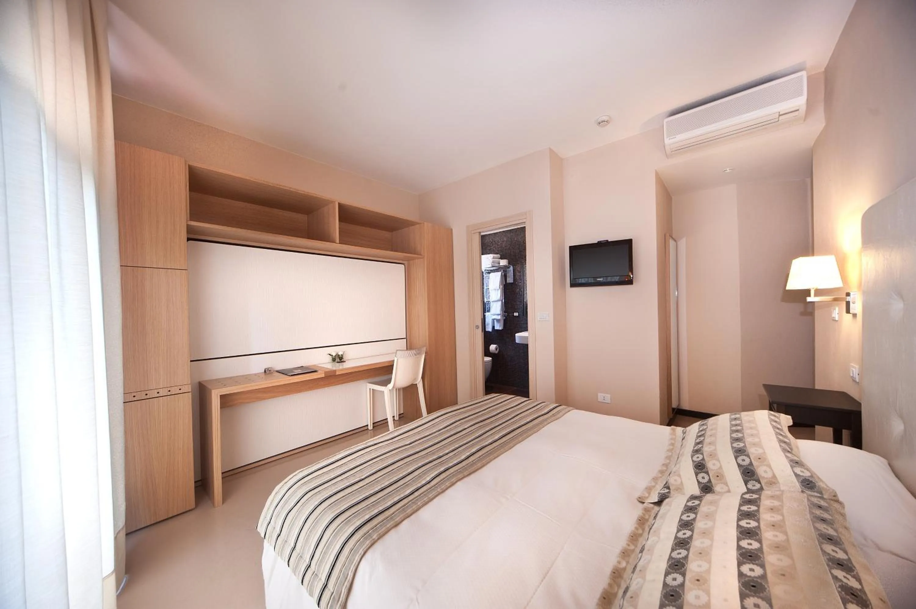 Bedroom, Bed in Hotel Carla