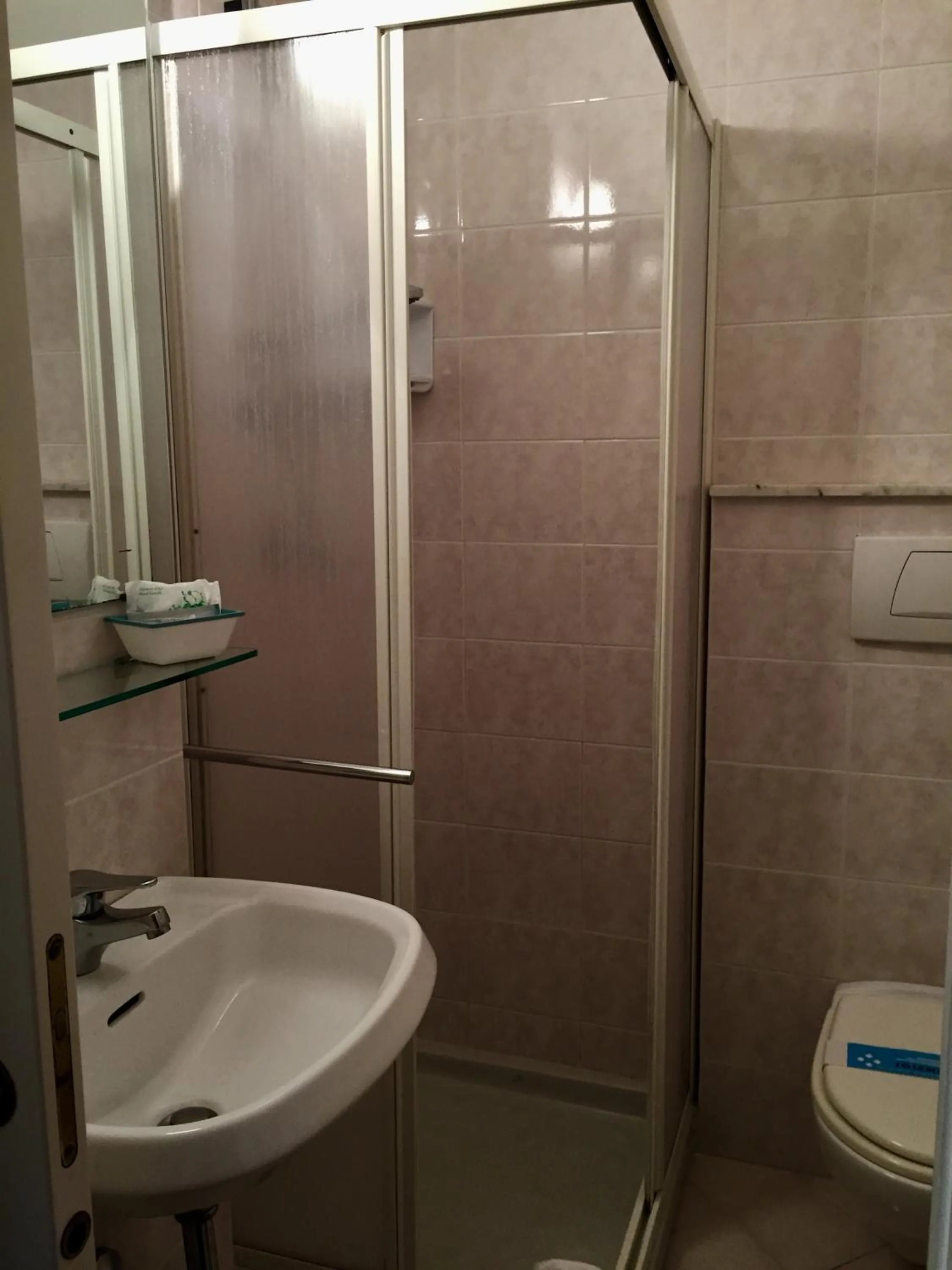 Bathroom in Hotel Scandinavia