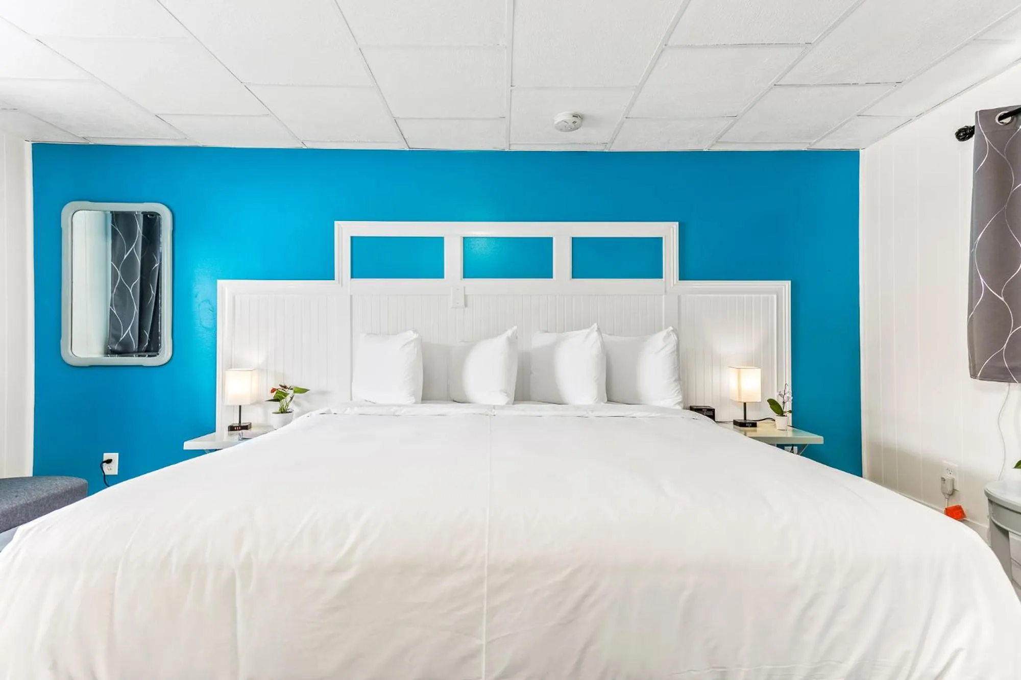 Bed in The Crest - Hampton Beach