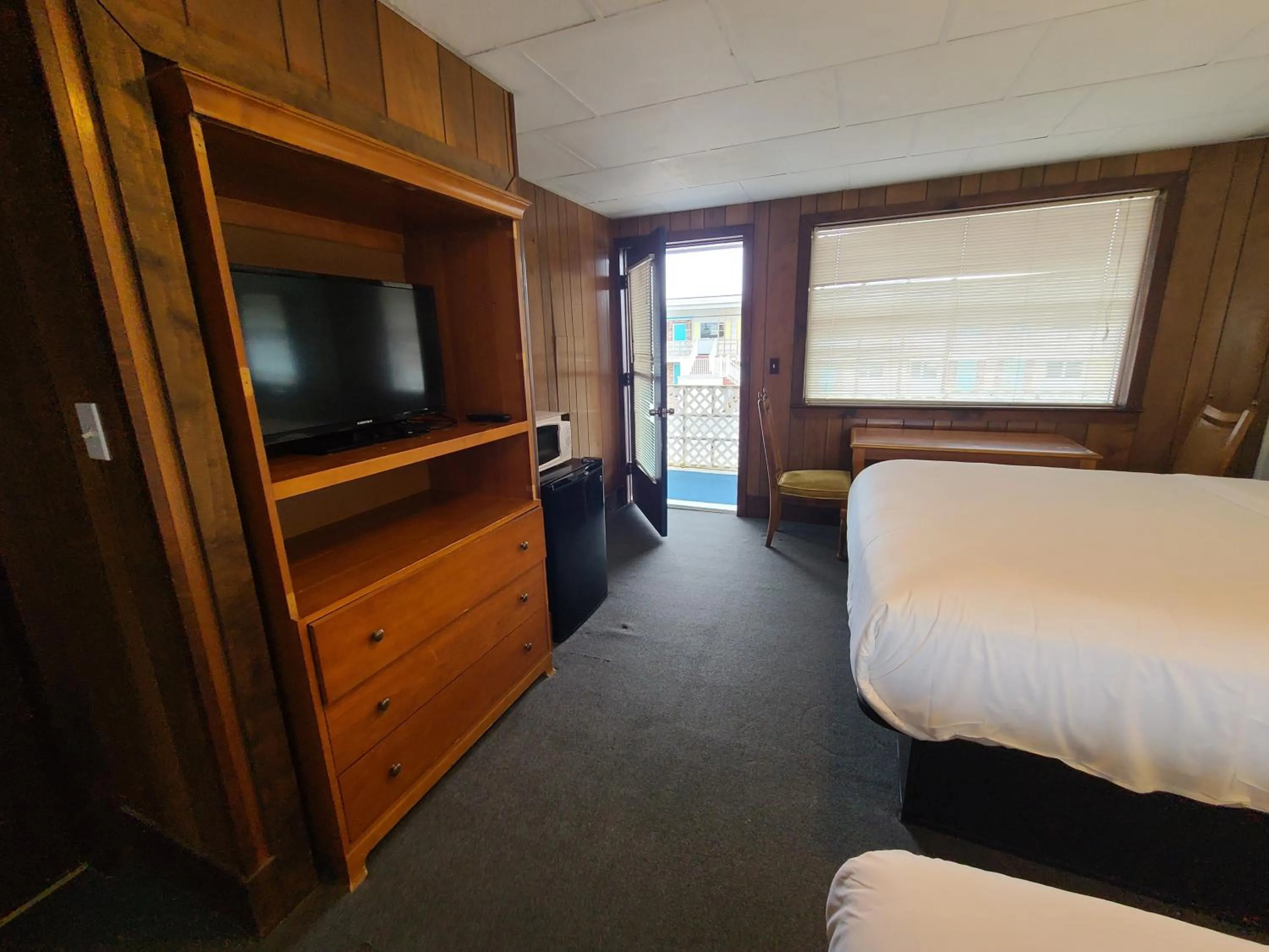 TV and multimedia, Bed in The Crest - Hampton Beach