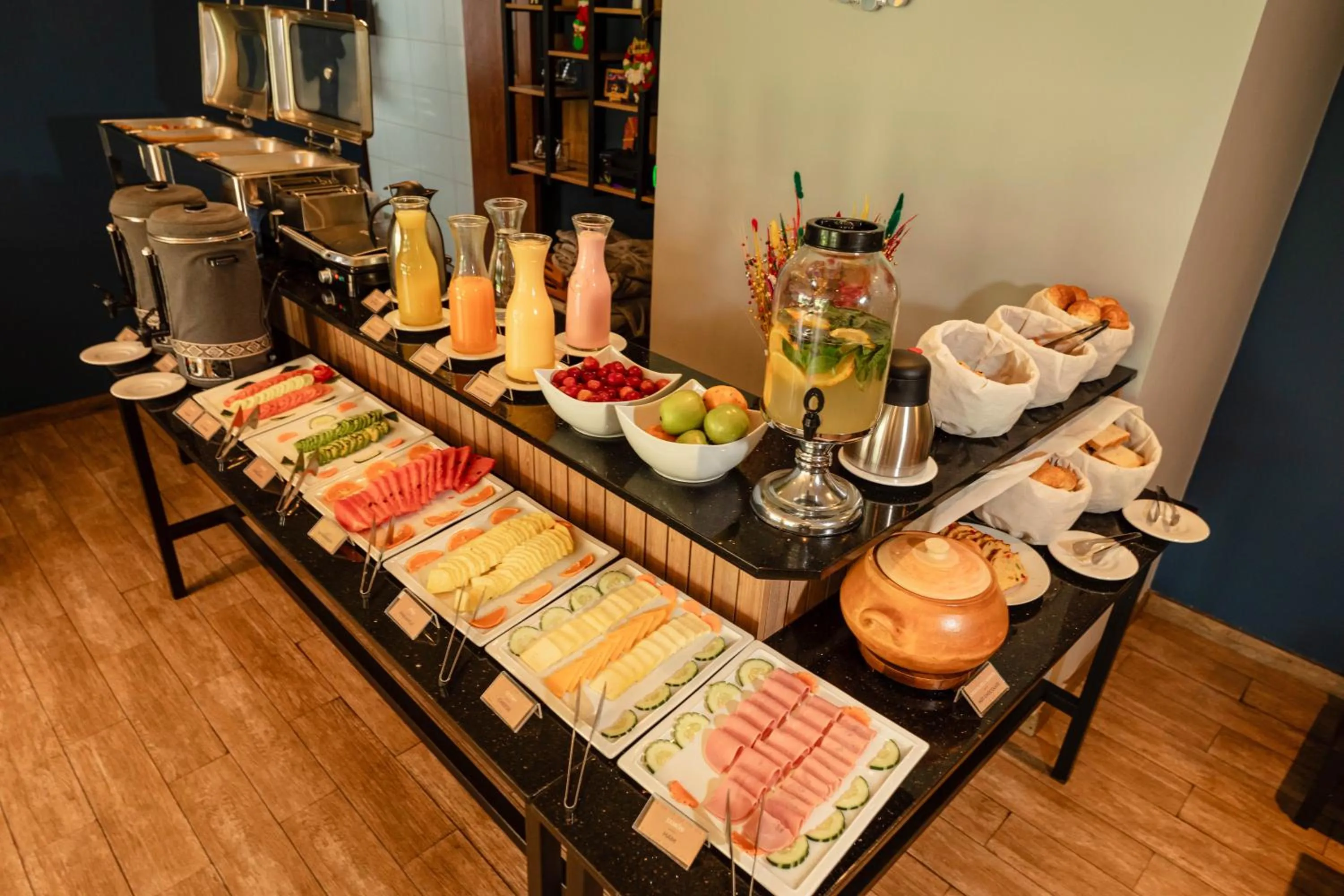 Buffet breakfast in Saska Boutique Hotel