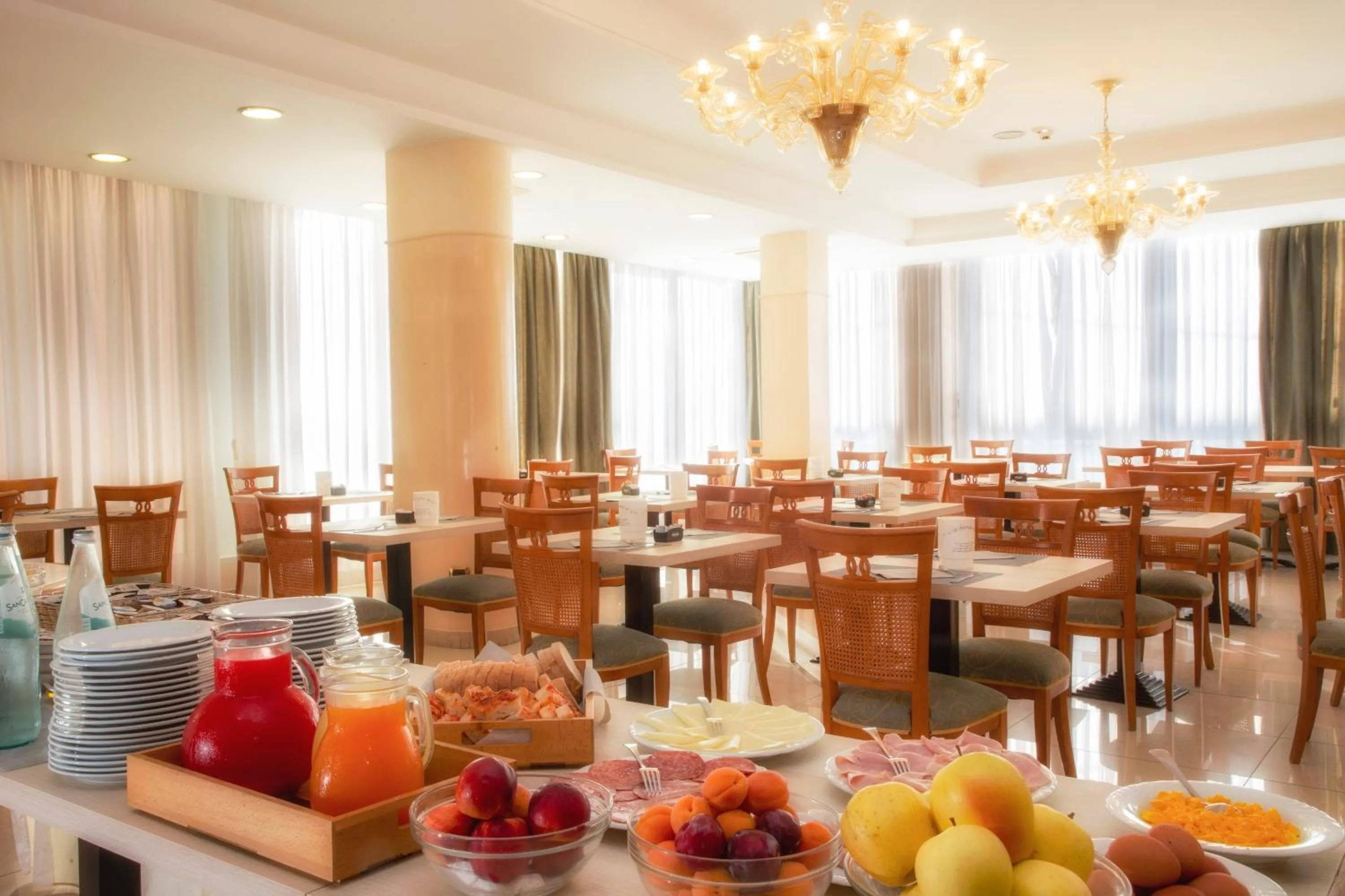 Breakfast in Hotel Elisir