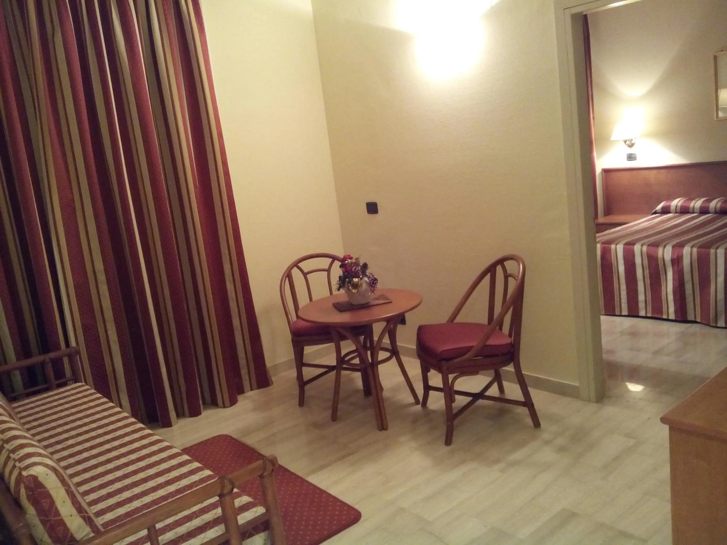 Seating area in Hotel Select