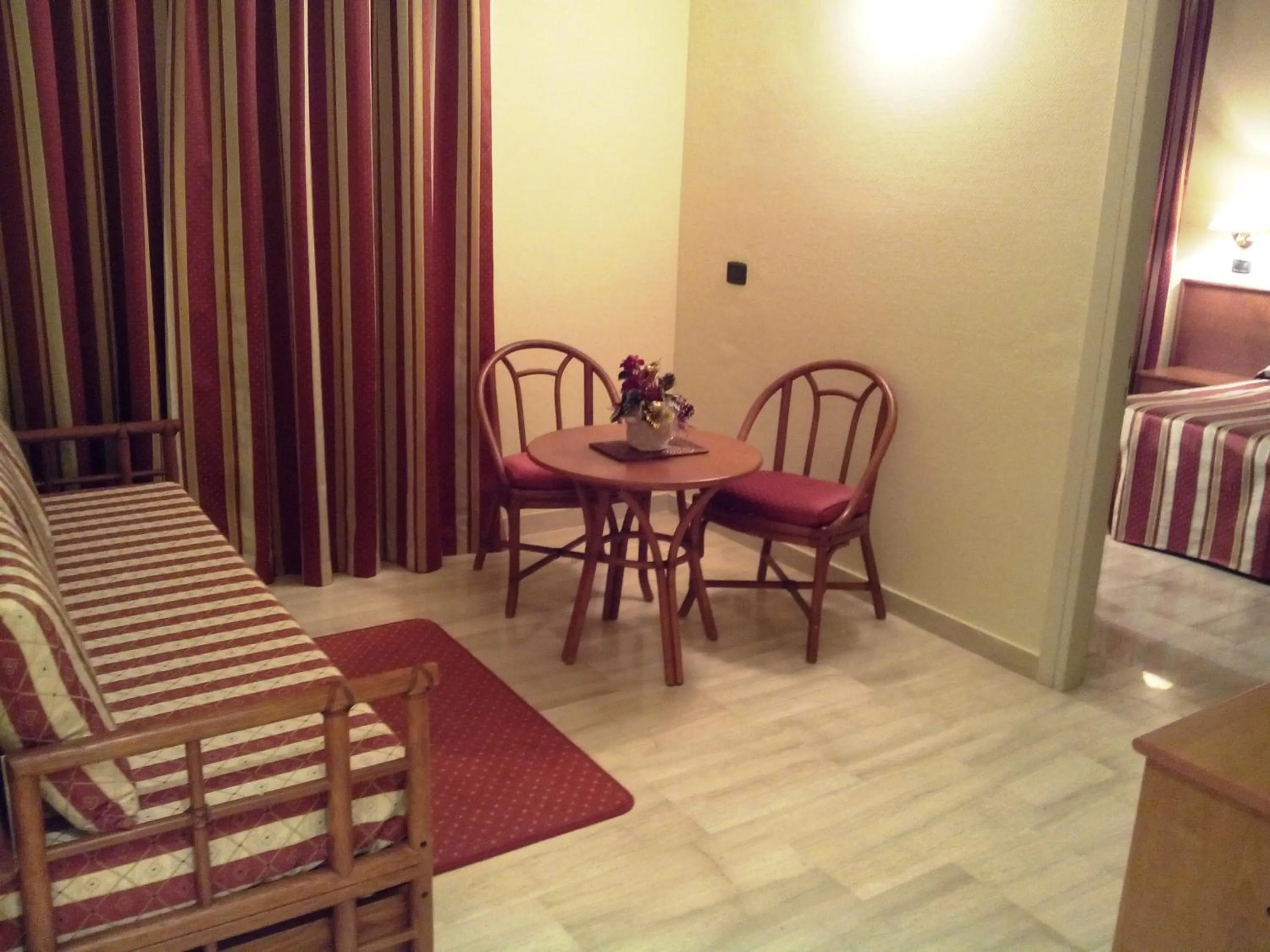 Seating area in Hotel Select