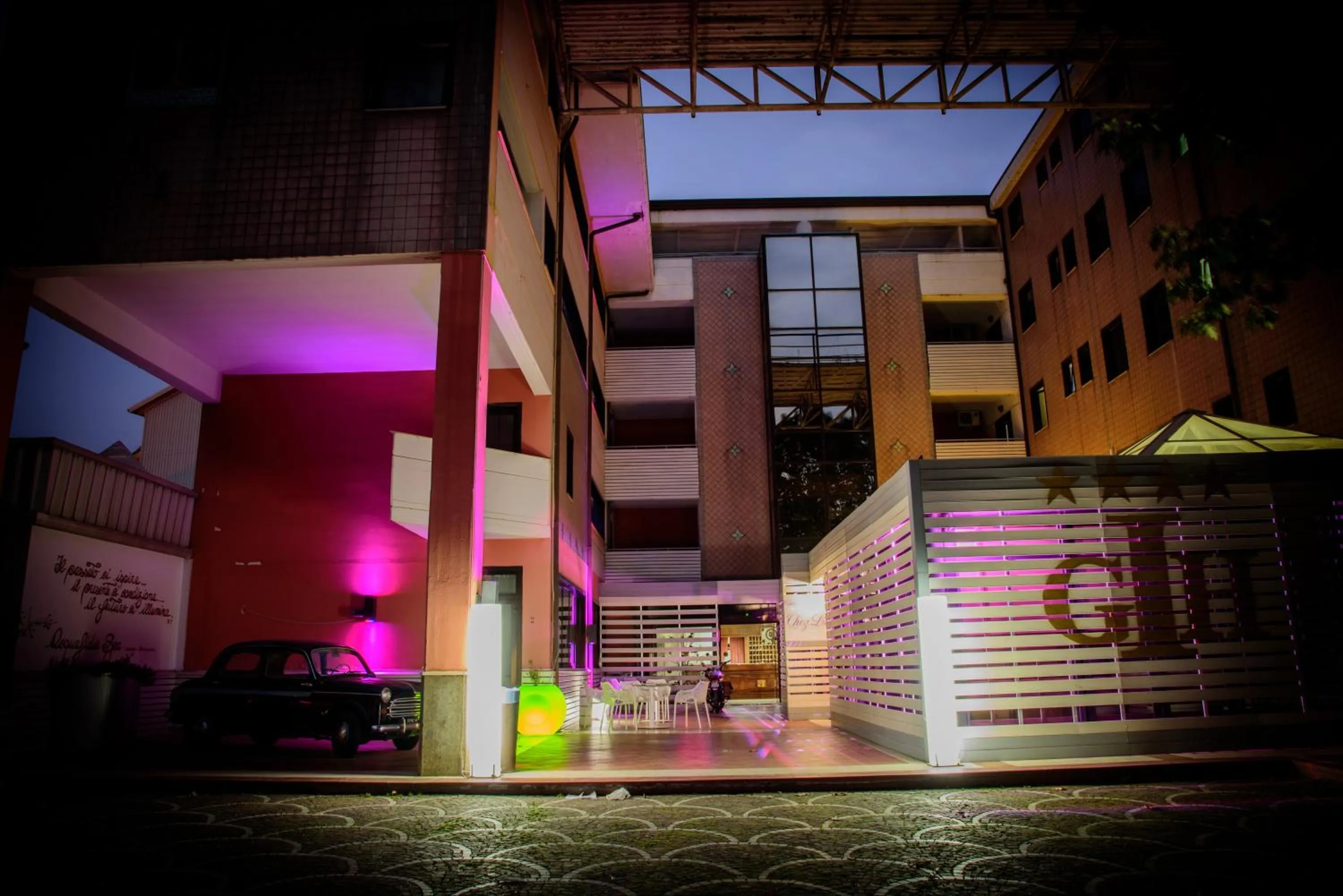 Facade/entrance in Grand hotel irpinia & Family SPA