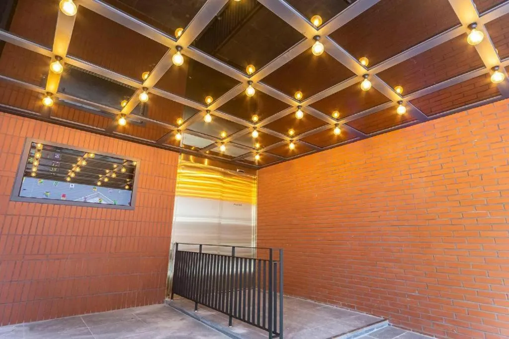 Property building in Hotel the Hill