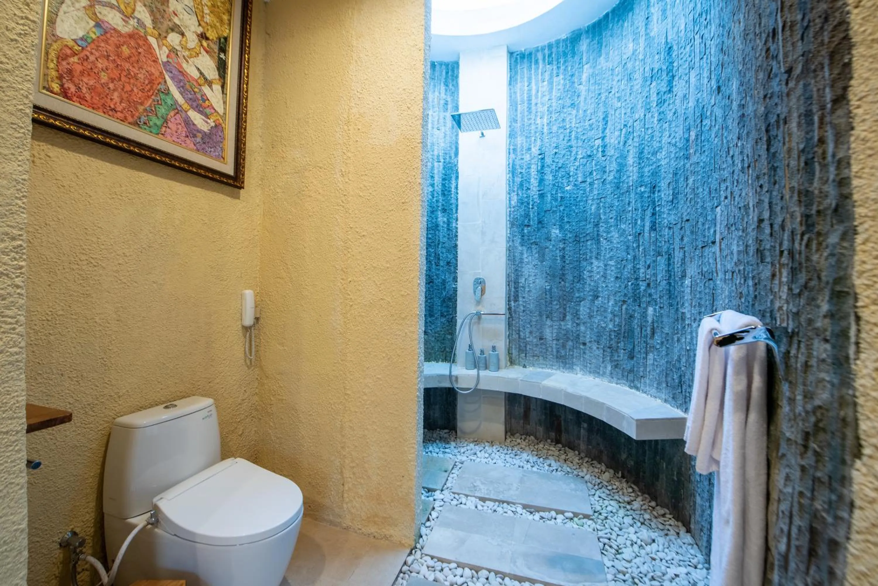 Toilet in Triyana Resort and Glamping