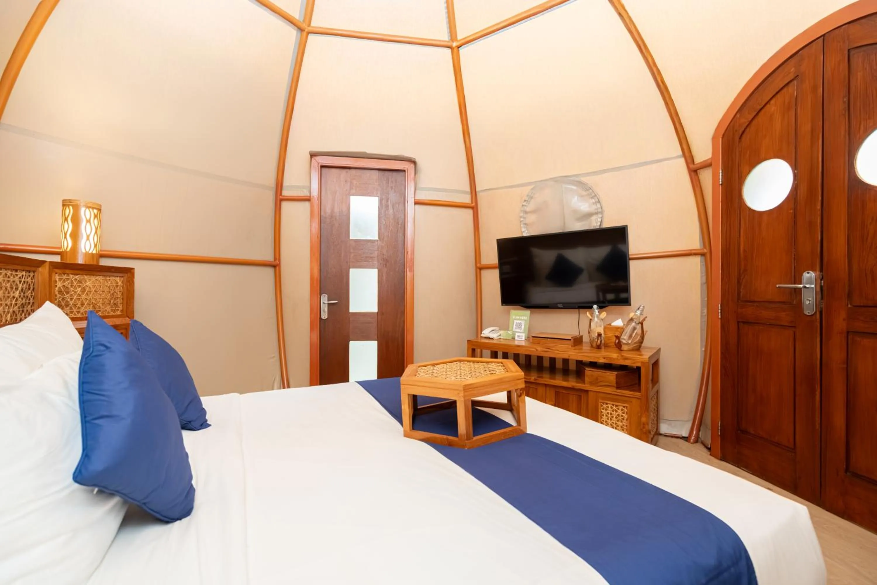 Bed in Triyana Resort and Glamping Carangsari