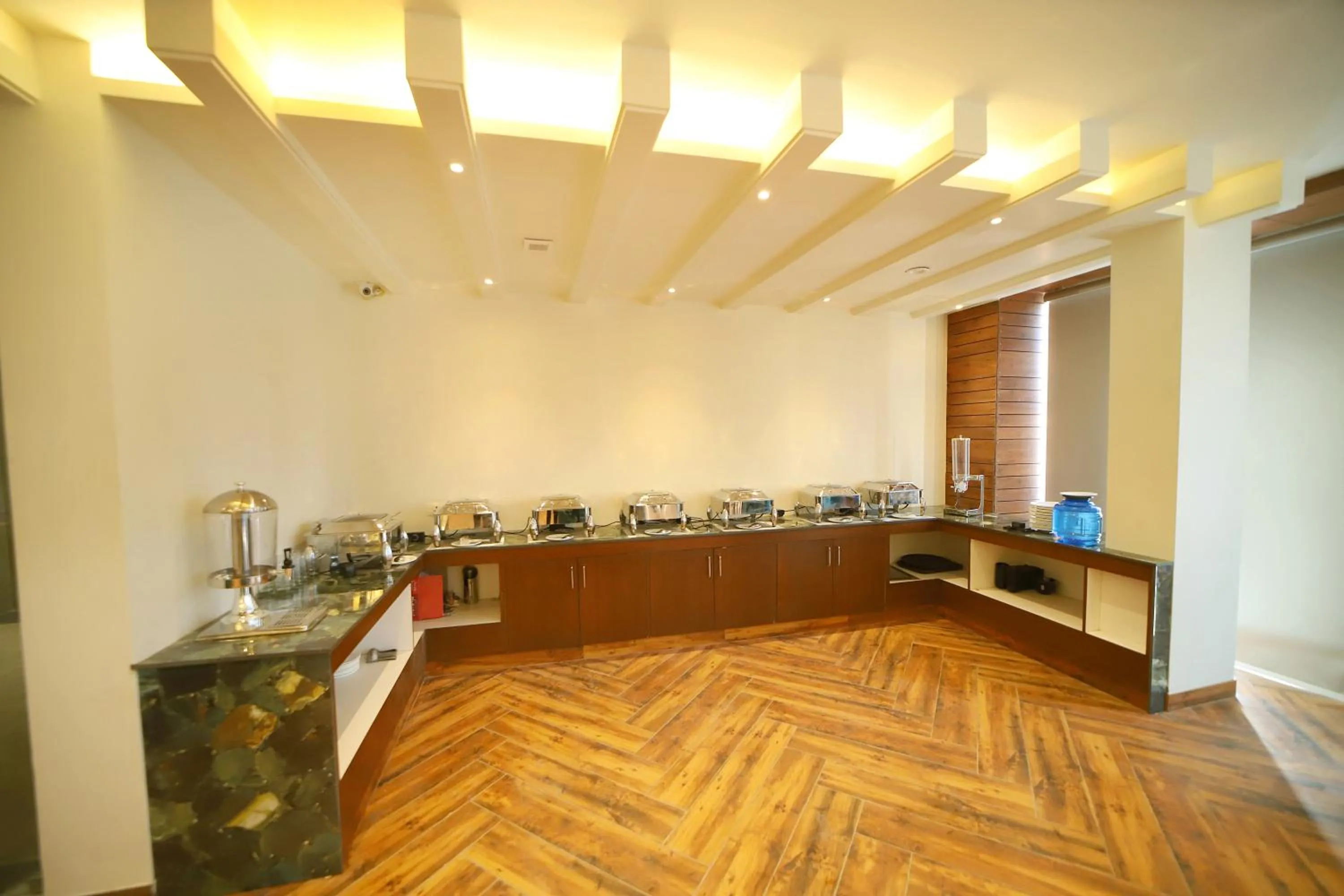 Food and drinks in Hotel Marine House