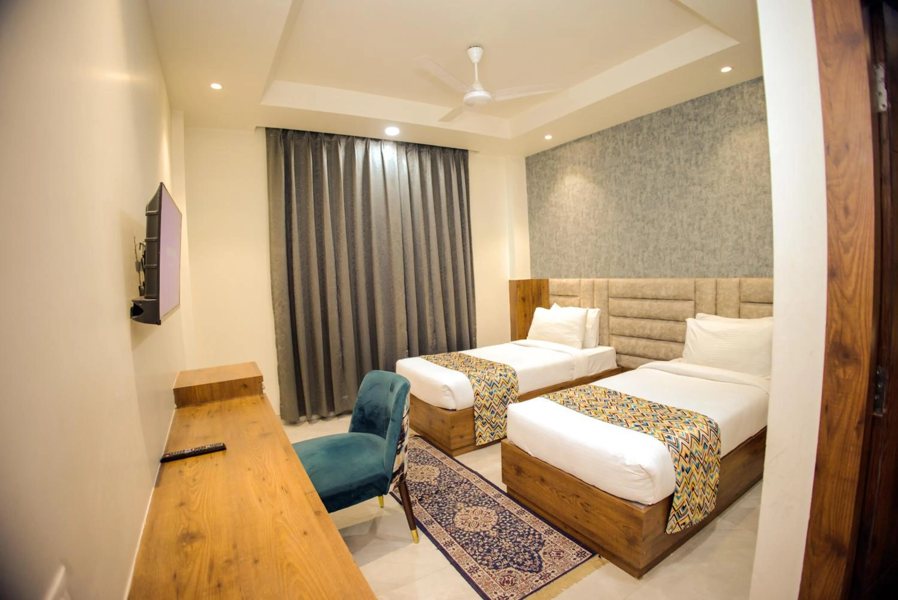 Bed in Hotel Marine House