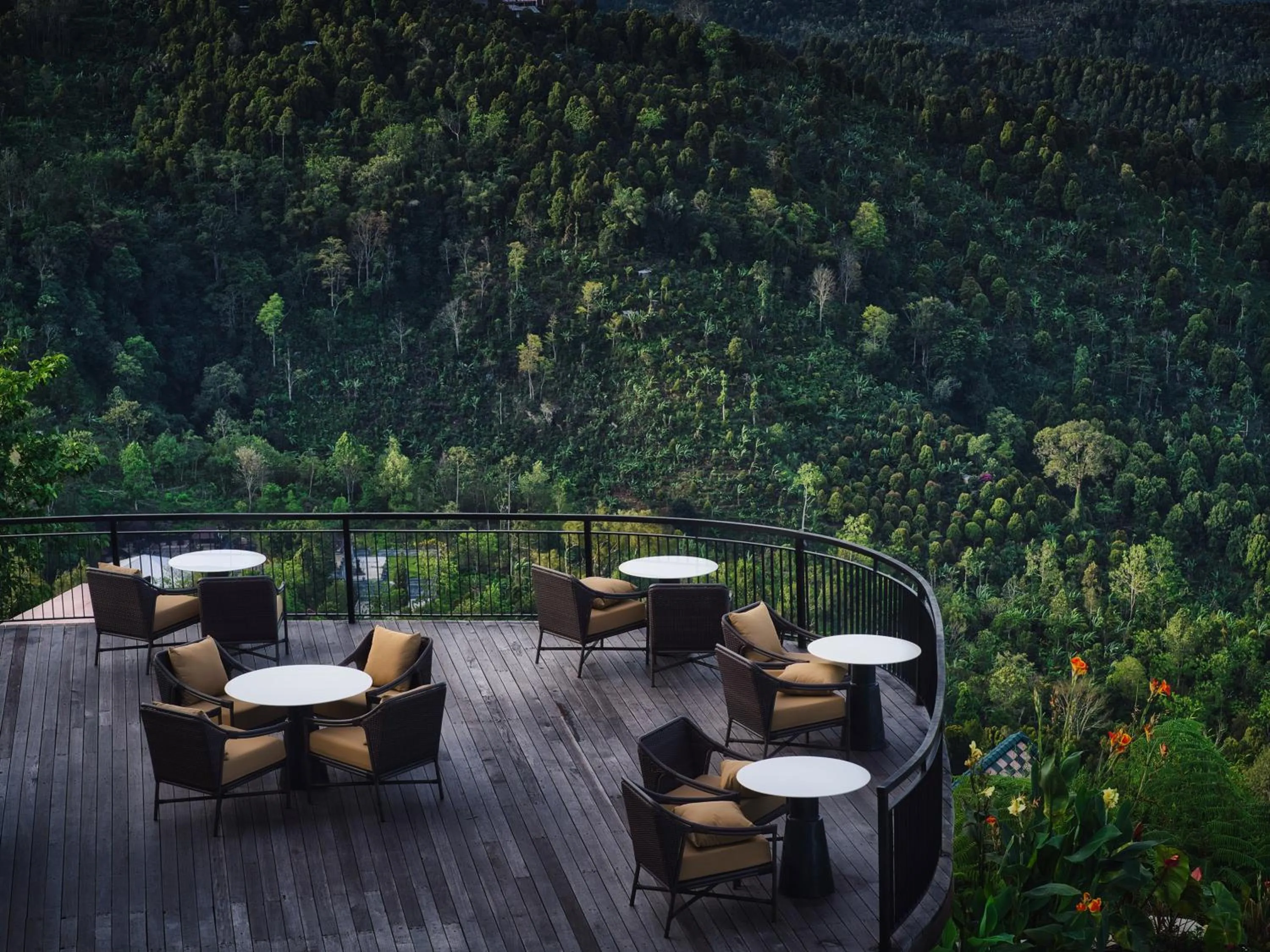 Restaurant/places to eat in Elevate Bali