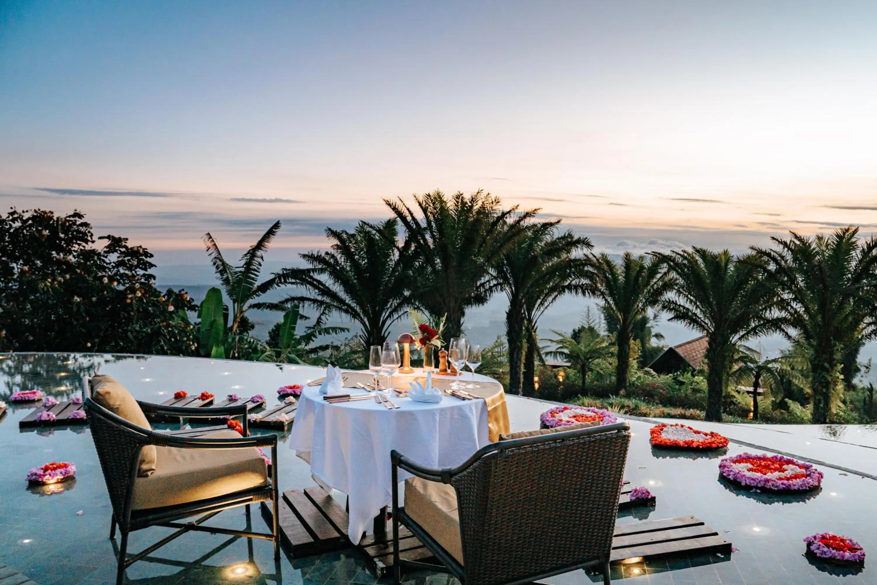 Dinner in Elevate Bali