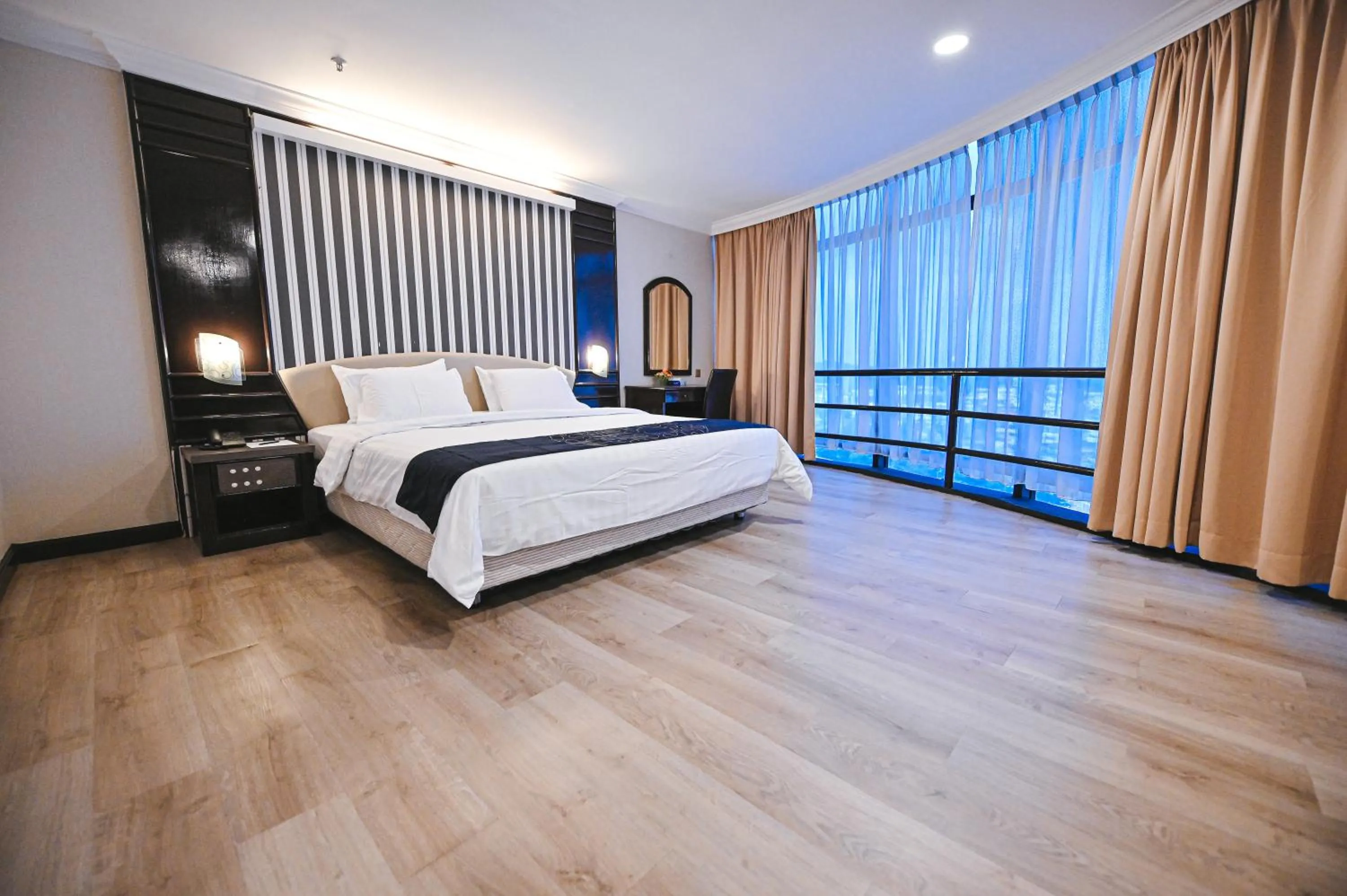 Bed in PRIME CITY HOTEL KLUANG