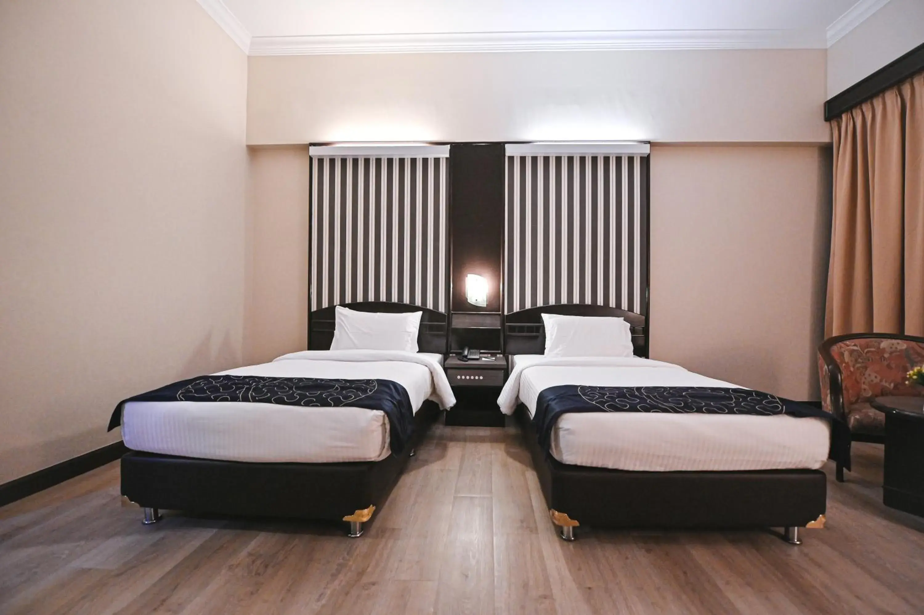 Standard Twin Room in PRIME CITY HOTEL KLUANG Standard Twin Room in PRIME CITY HOTEL KLUANG