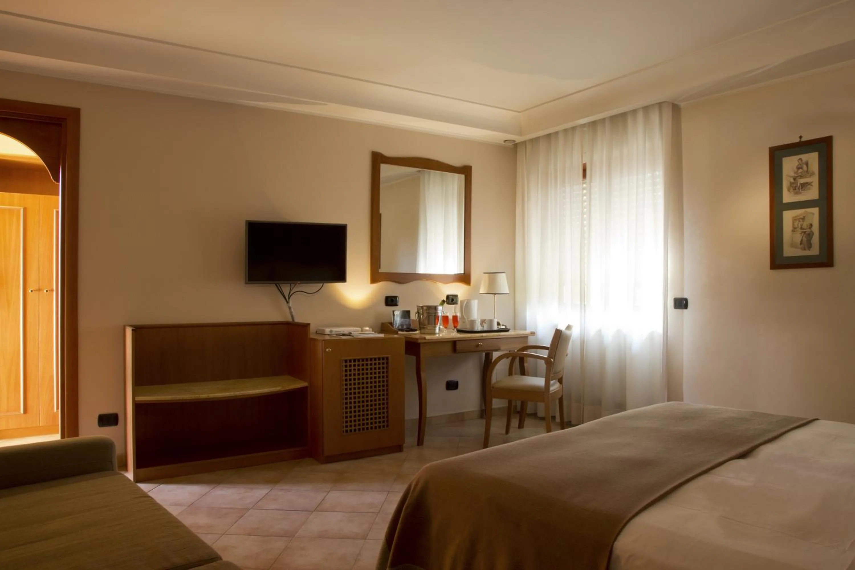 Bedroom, Bed in Montespina Park Hotel