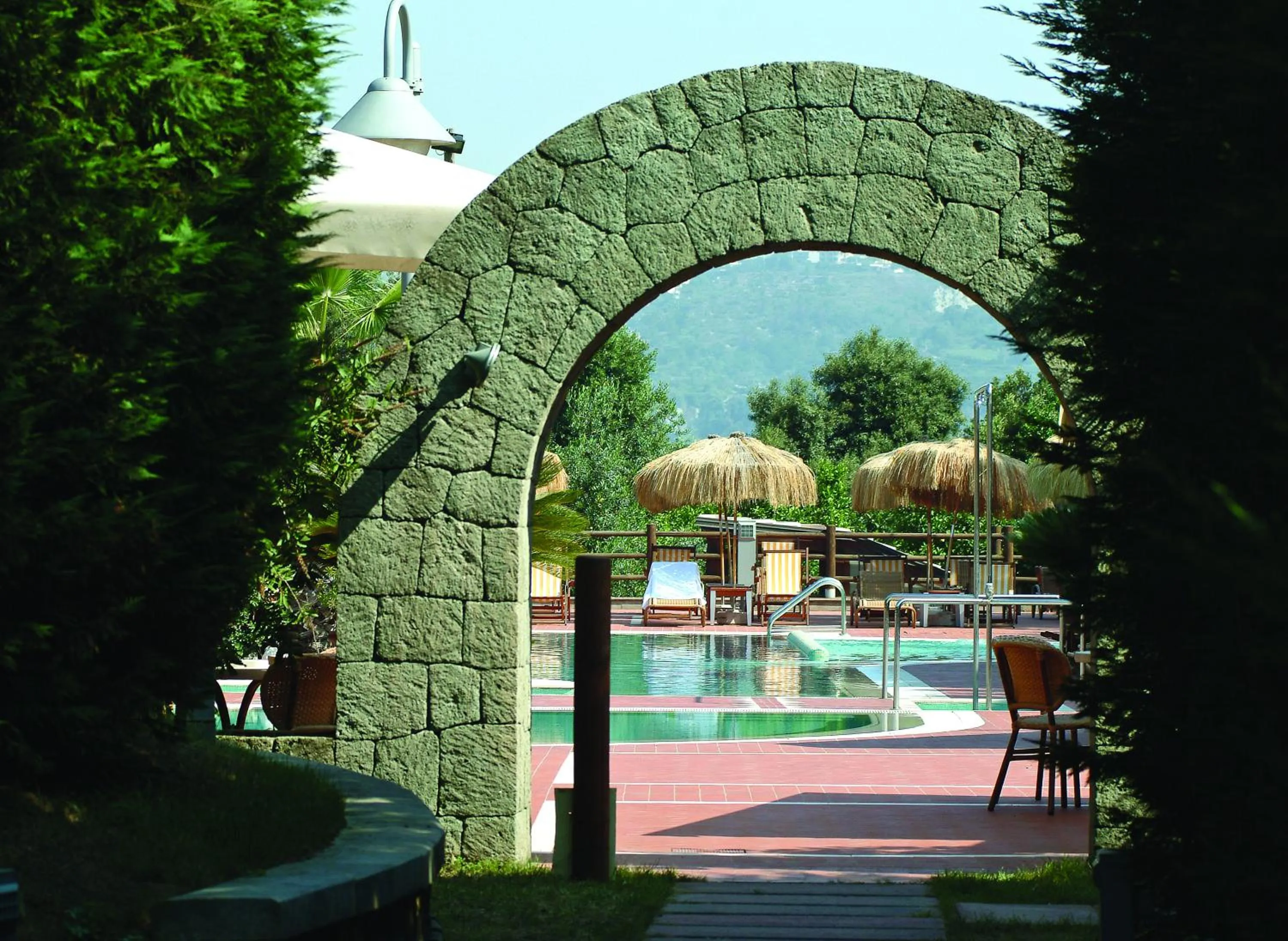 Swimming pool in Montespina Park Hotel