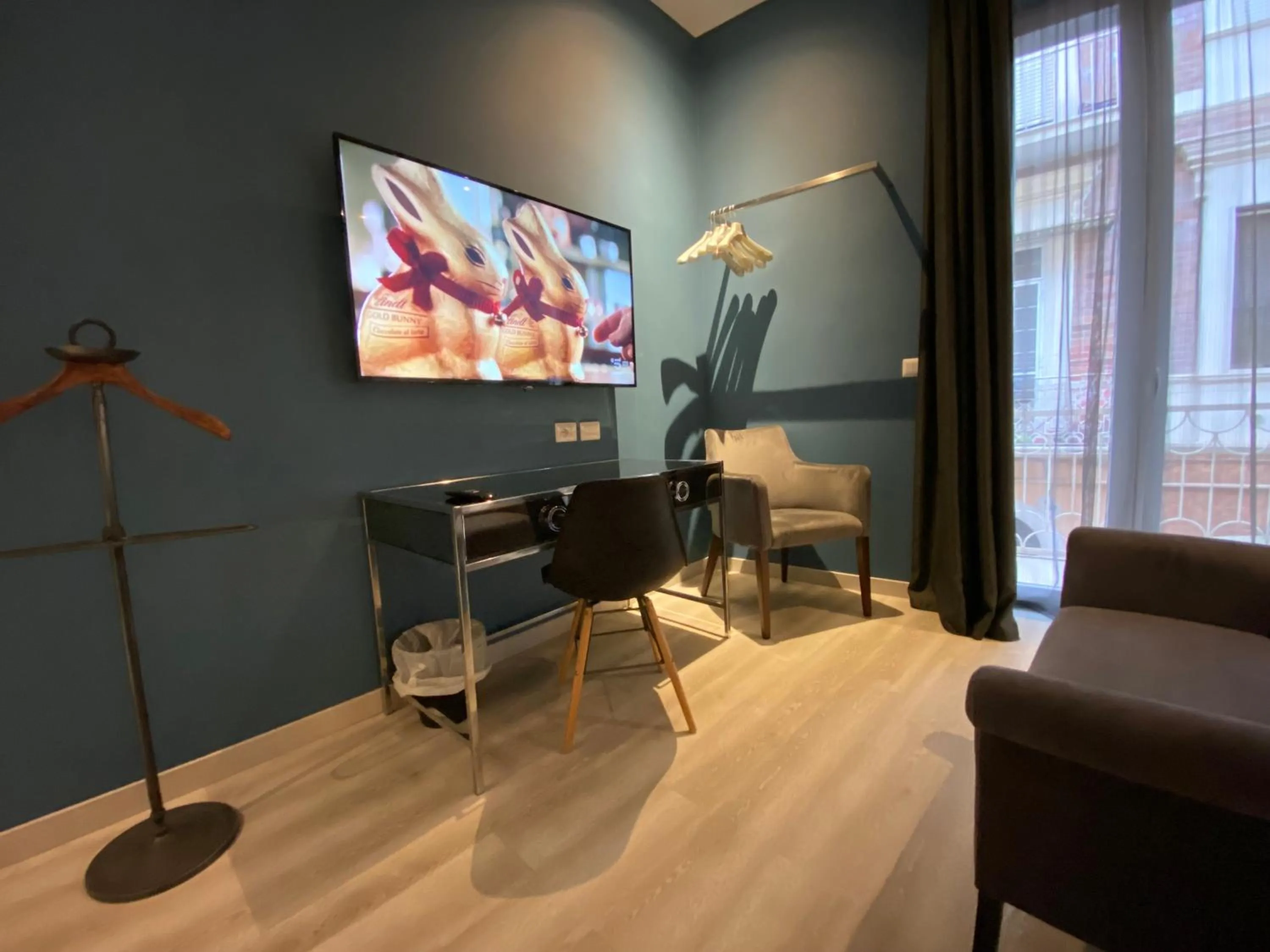 TV and multimedia in Residenze Romano Ristorante & SPA albergo diffuso - WHITE