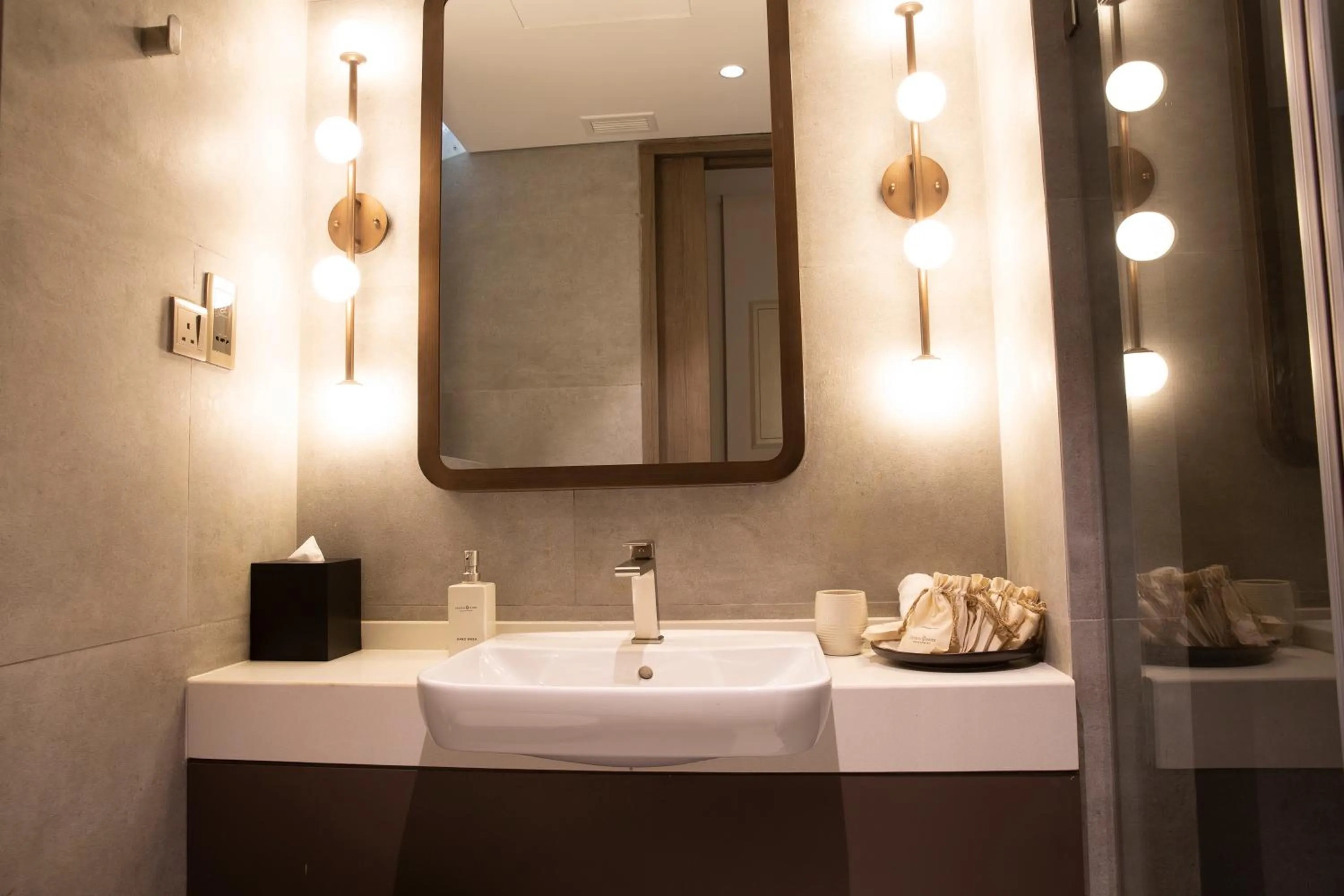 Toilet in Crystal Sands Hikkaduwa