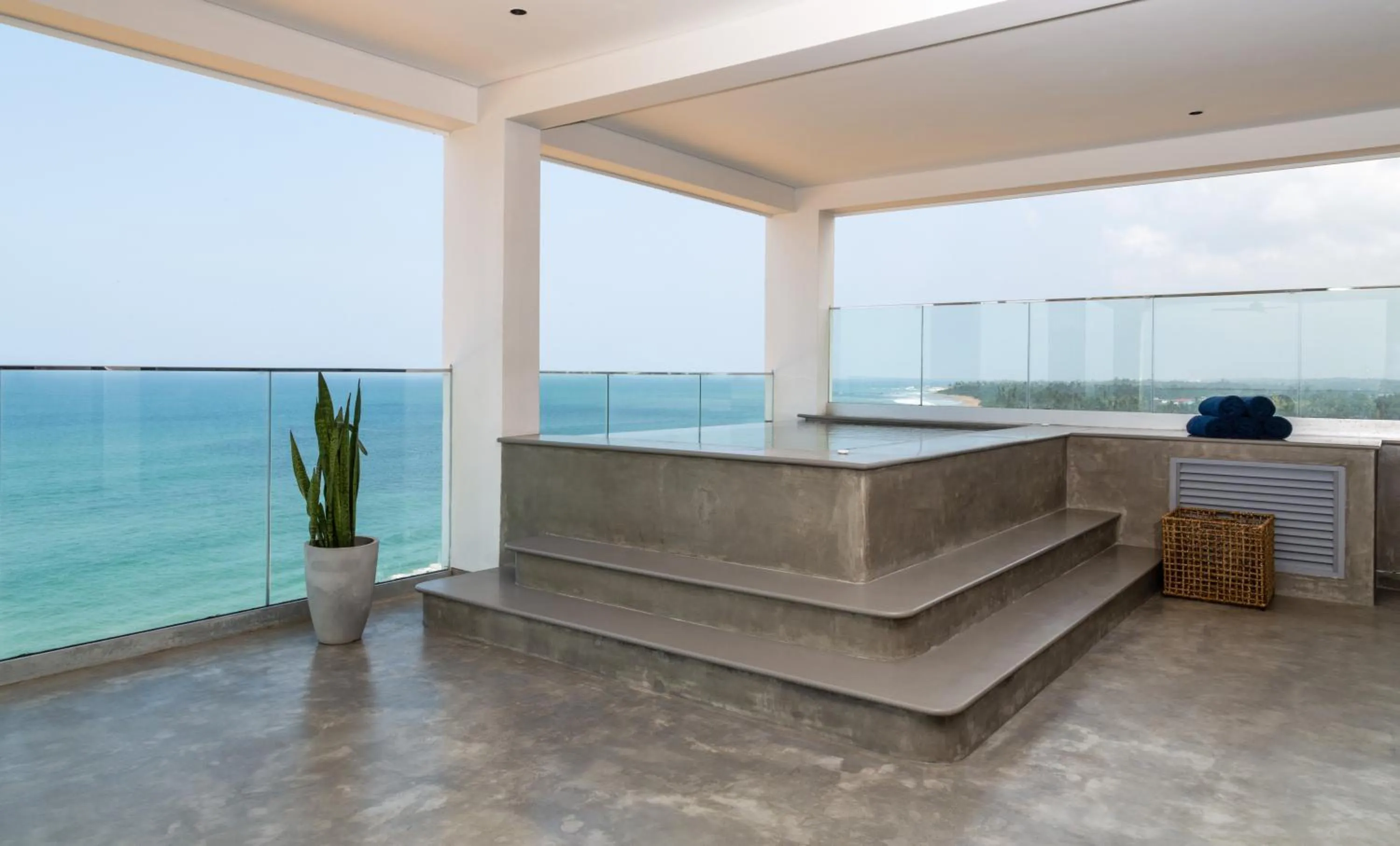 Balcony/Terrace in Crystal Sands Hikkaduwa