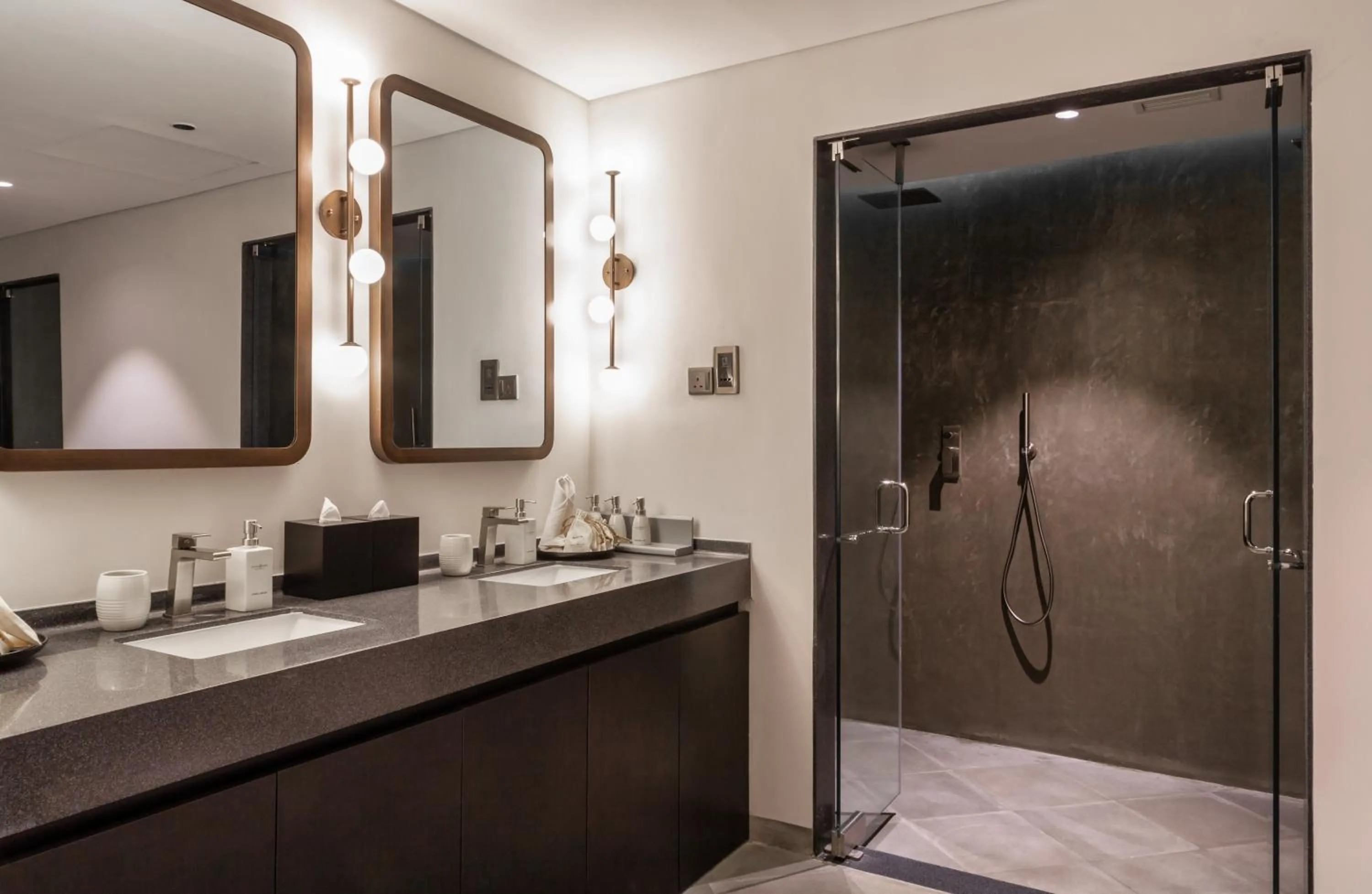 Toilet in Crystal Sands Hikkaduwa