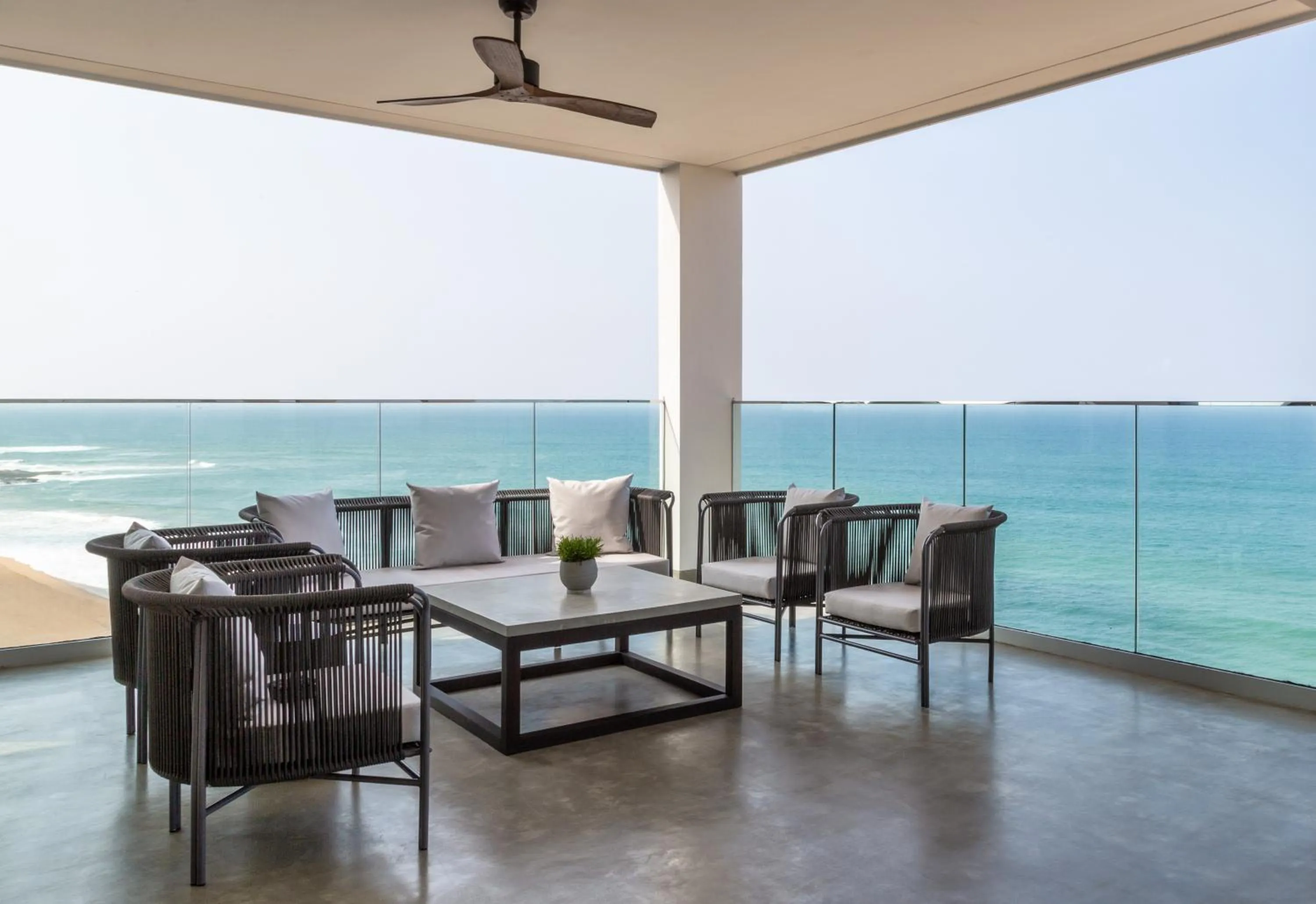 Balcony/Terrace in Crystal Sands Hikkaduwa