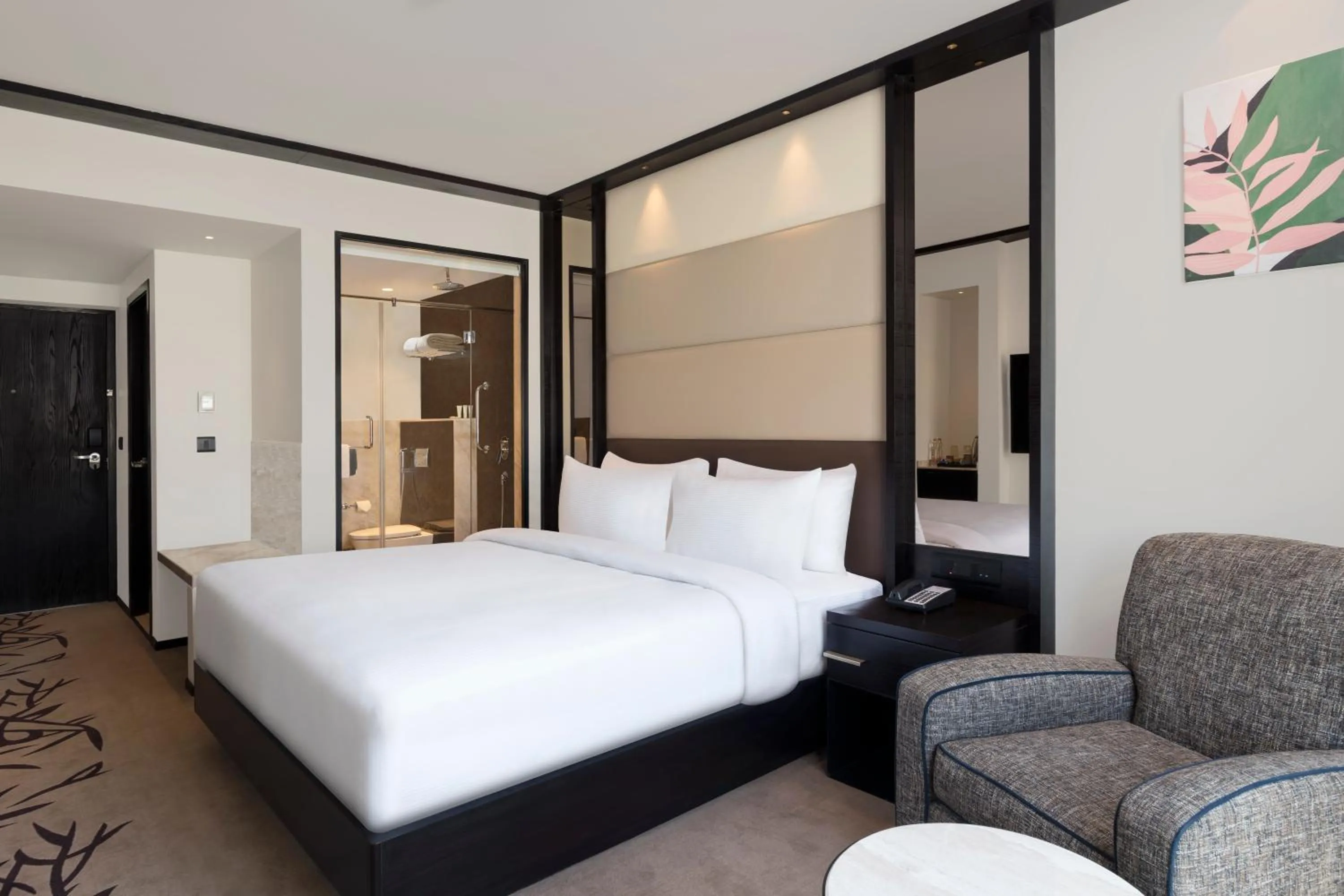 Bedroom, Bed in Hilton Garden Inn Pune Hinjawadi