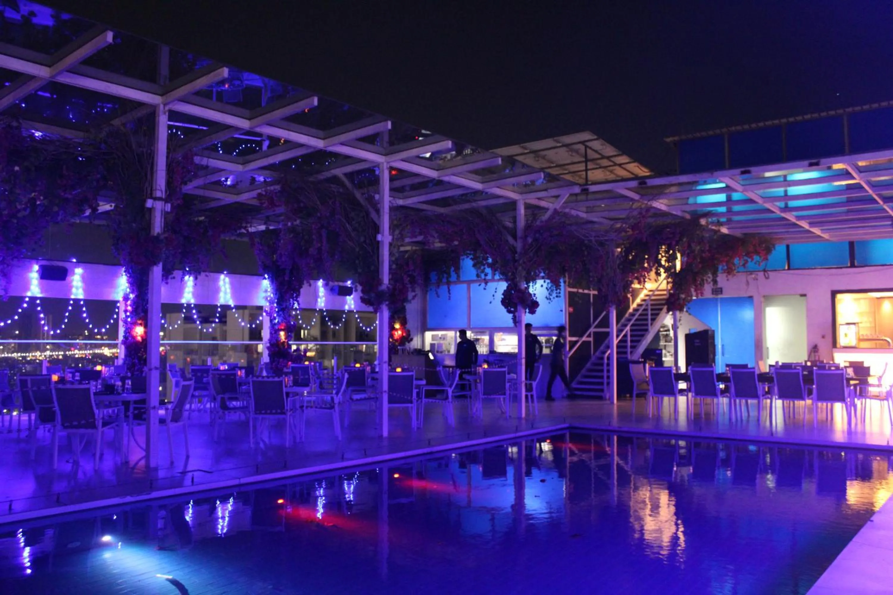 Restaurant/places to eat in Hilton Garden Inn Pune Hinjawadi