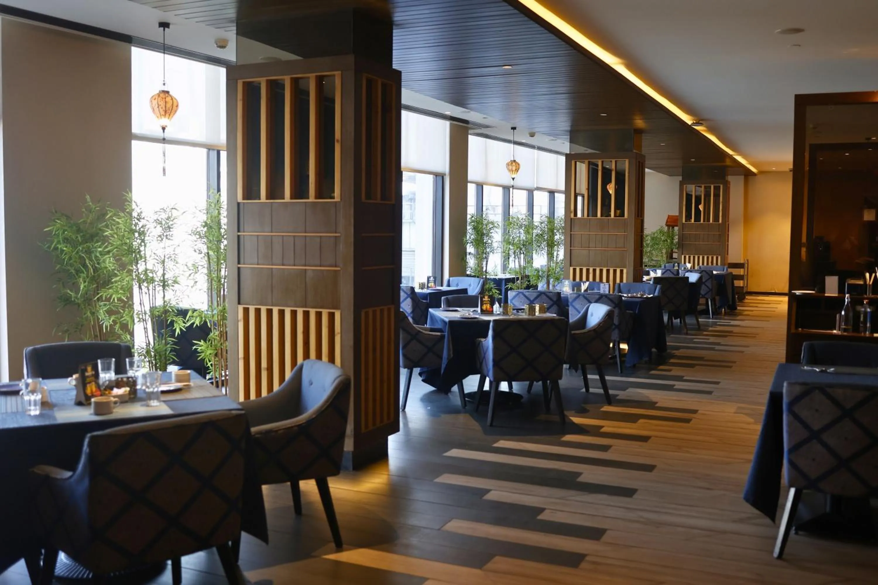 Restaurant/places to eat in Hilton Garden Inn Pune Hinjawadi