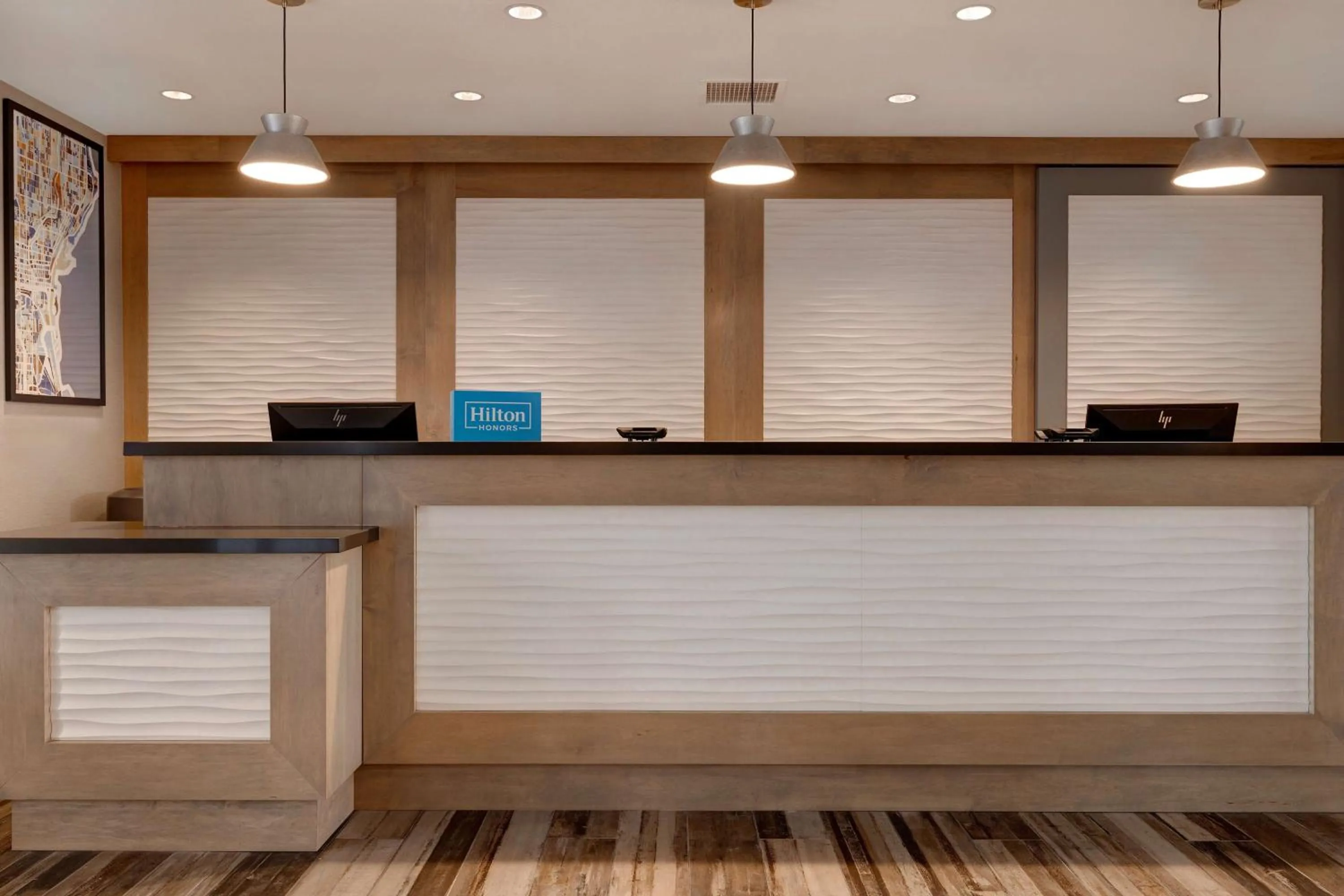 Lobby or reception in Homewood Suites By Hilton Oak Creek Milwaukee