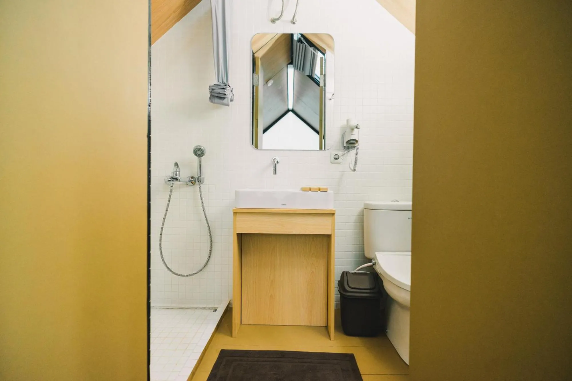 Bobocabin Cikole, Bandung