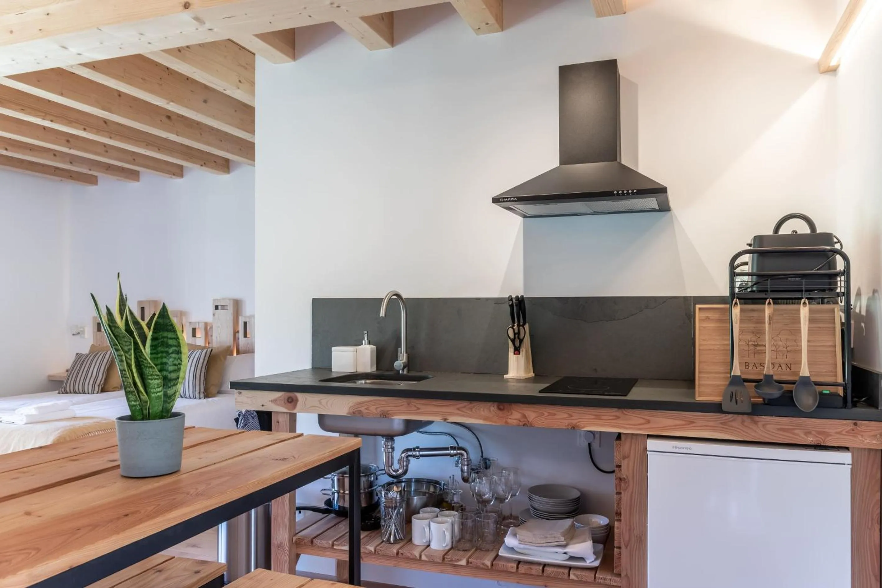 Kitchen or kitchenette in Basoan