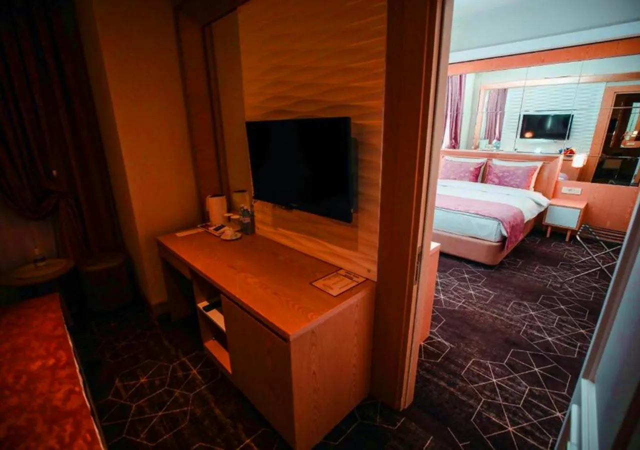 View (from property/room), Bed in Regal Inn Badamdar Hotel